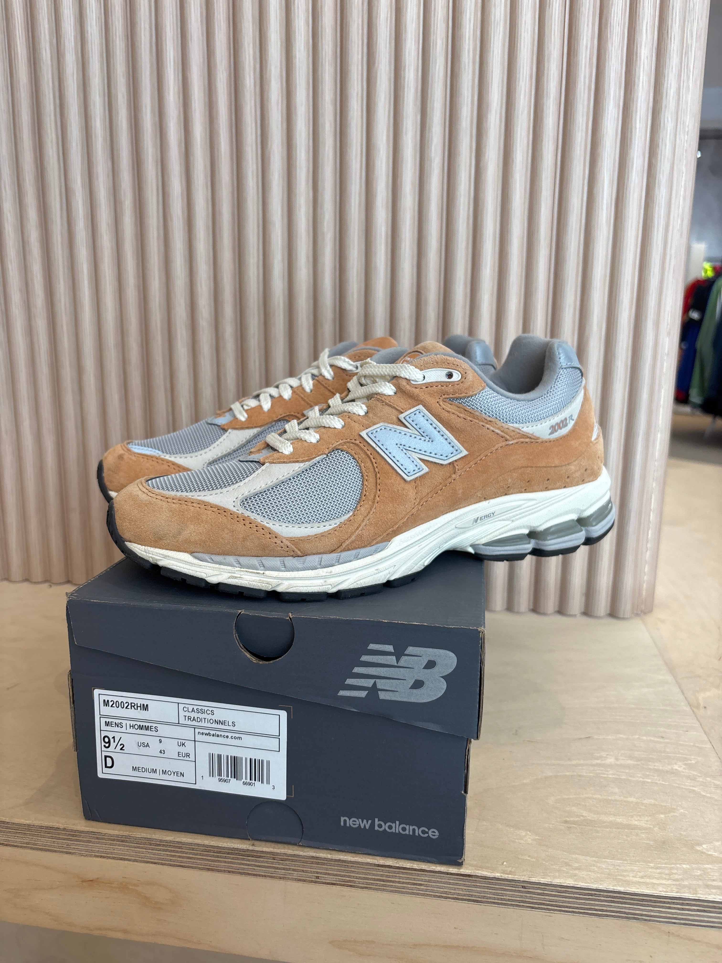 New Balance 2002R Kaki 9.5