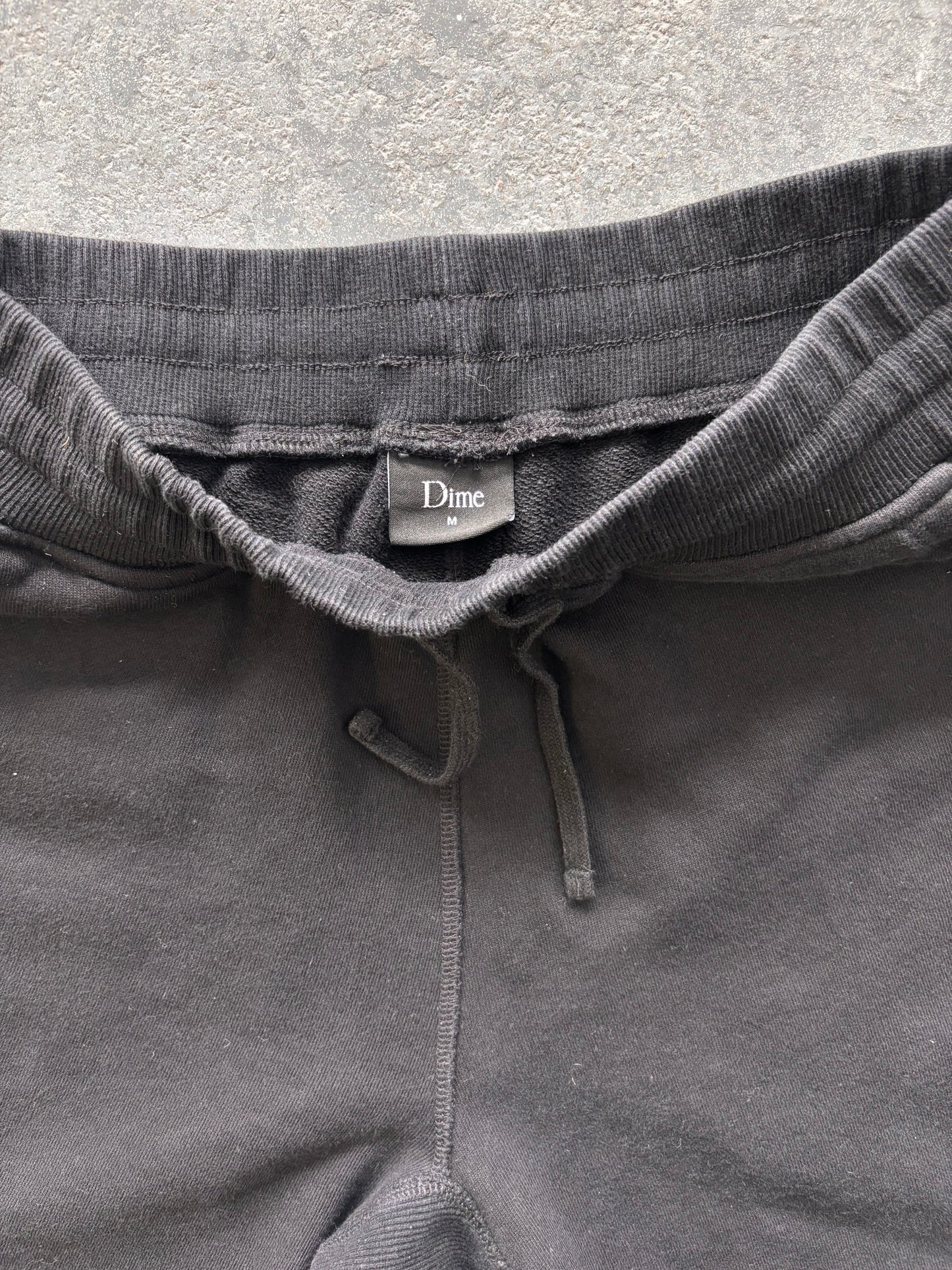 Dime MTL blk Sweatshort - Sz M