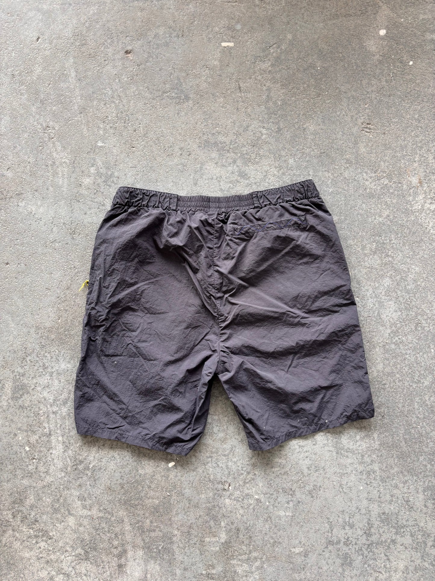 Dime MTL Black nylon short - Sz L 16.5x19