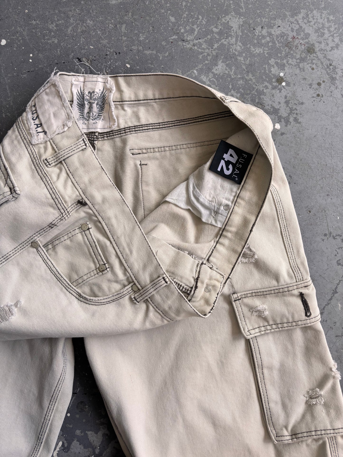 Fuse Acid Wash Cargo denim short - Sz 42