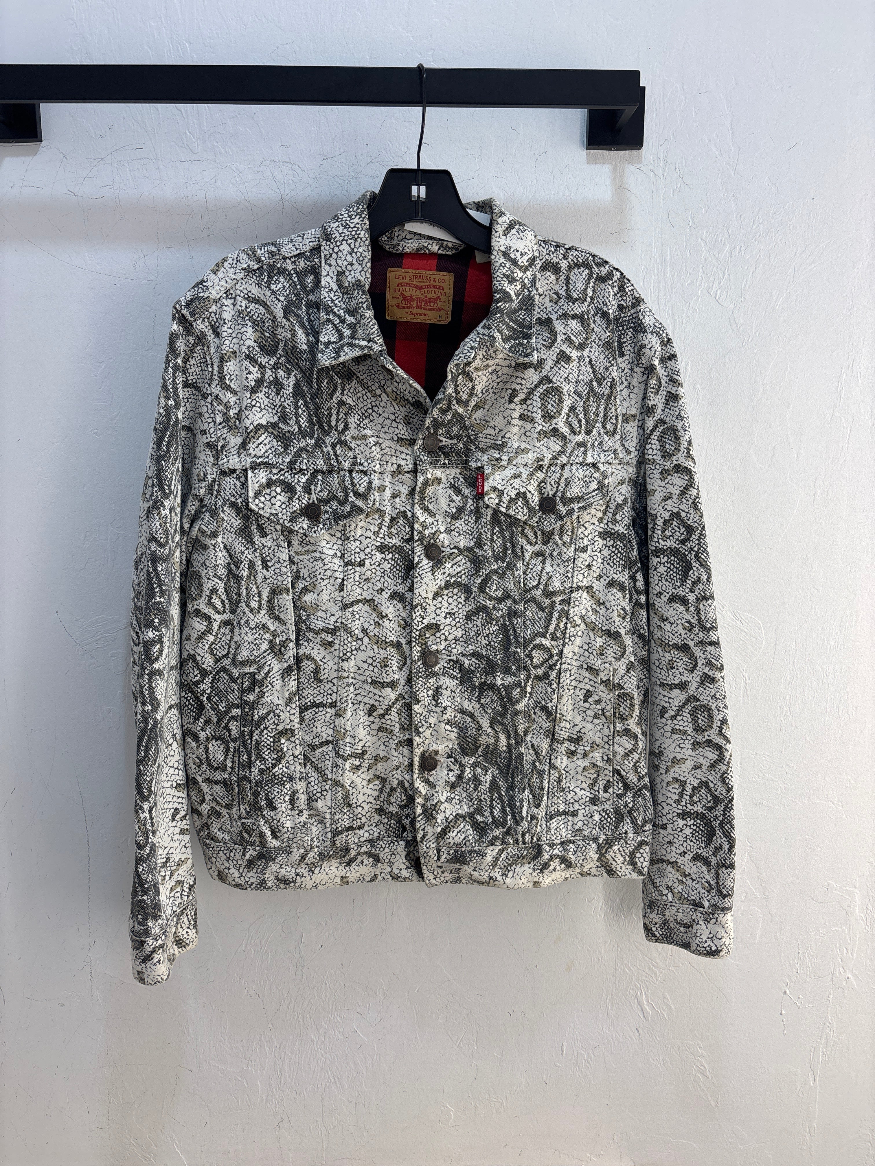 Supreme x Levis Snakeskin Jacket - M