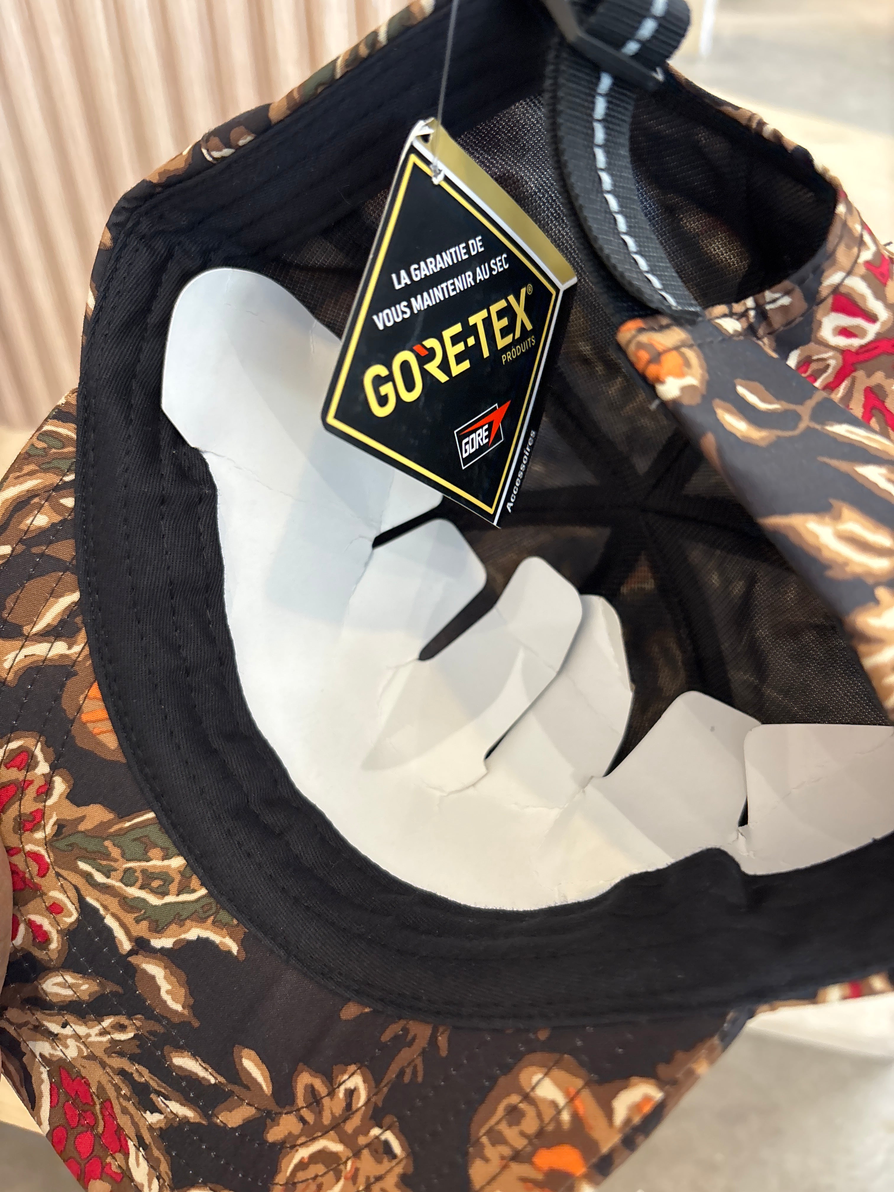 NEW Supreme x Gore-Tex cap