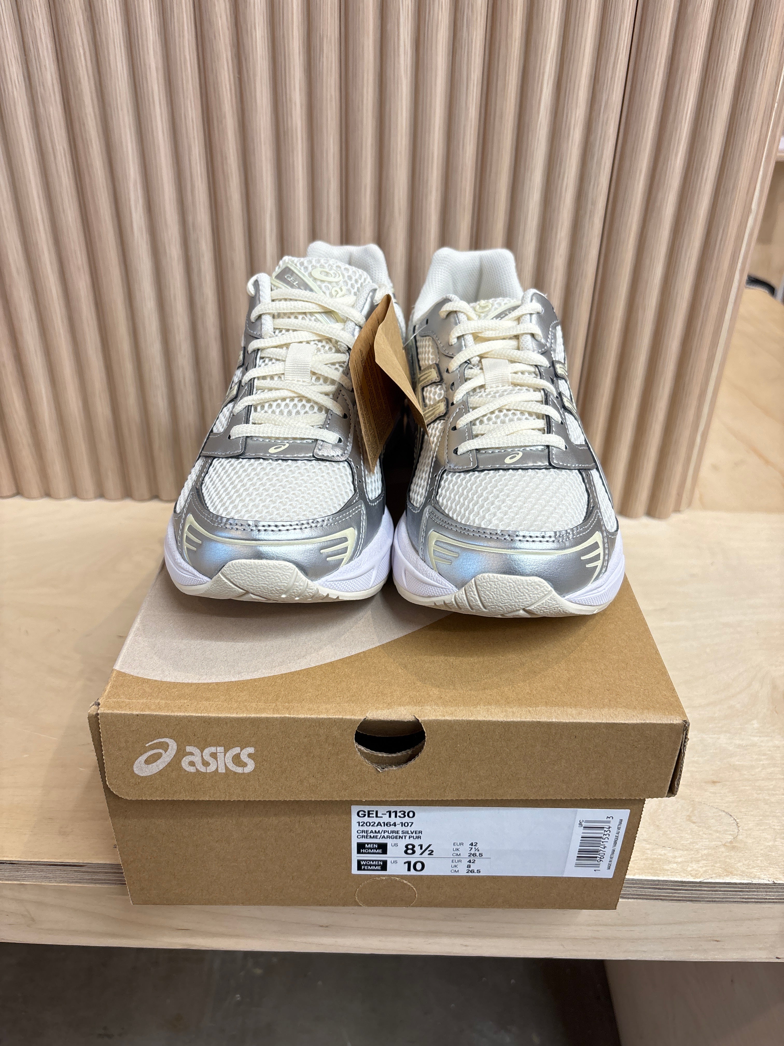 NEW ASICS Gel-1130 Tan 8.5W