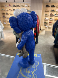KAWS take Blue