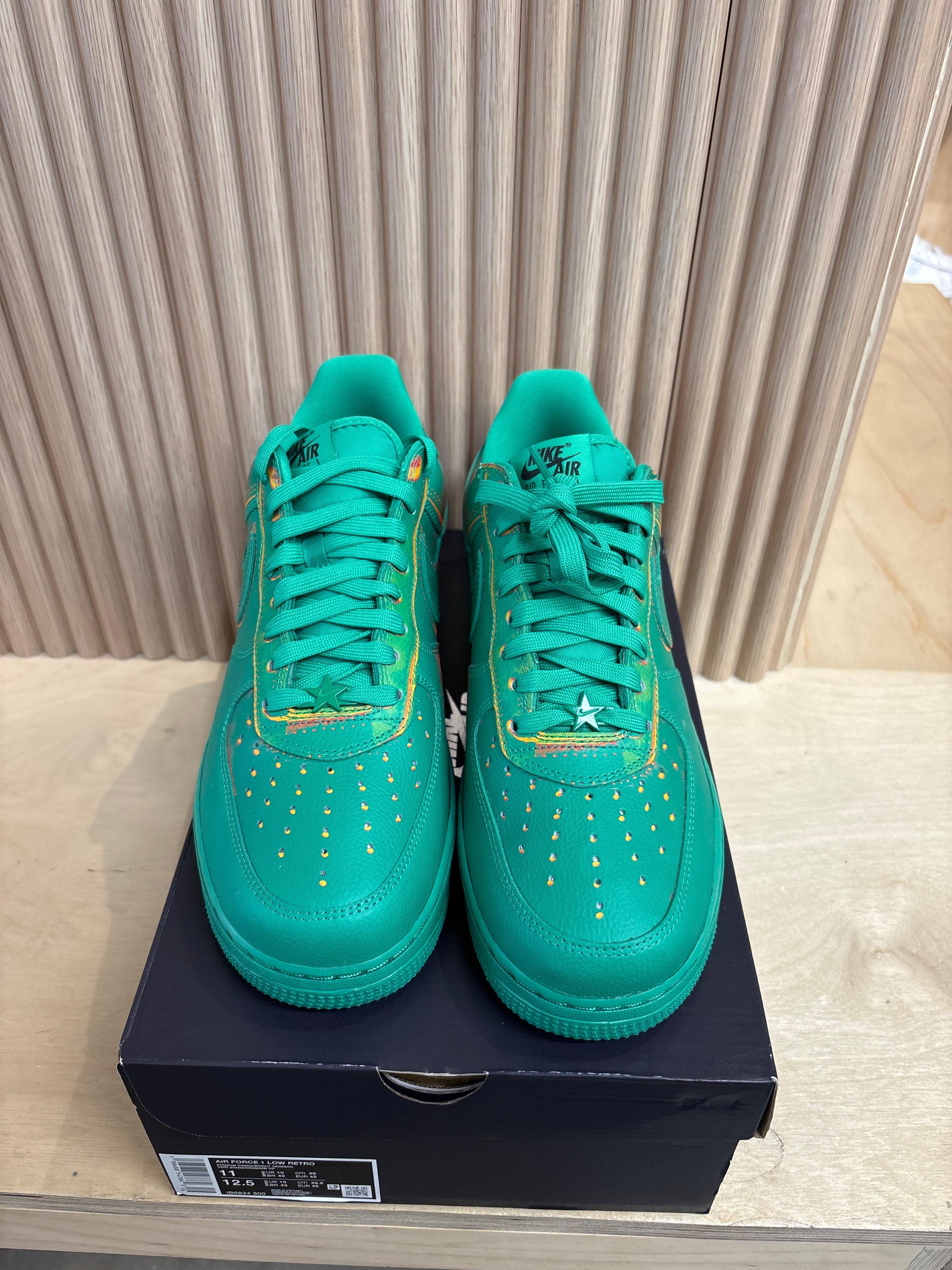 Nike Air Force 1 Low '07 "Stadium Green Crimson" - Size 11US