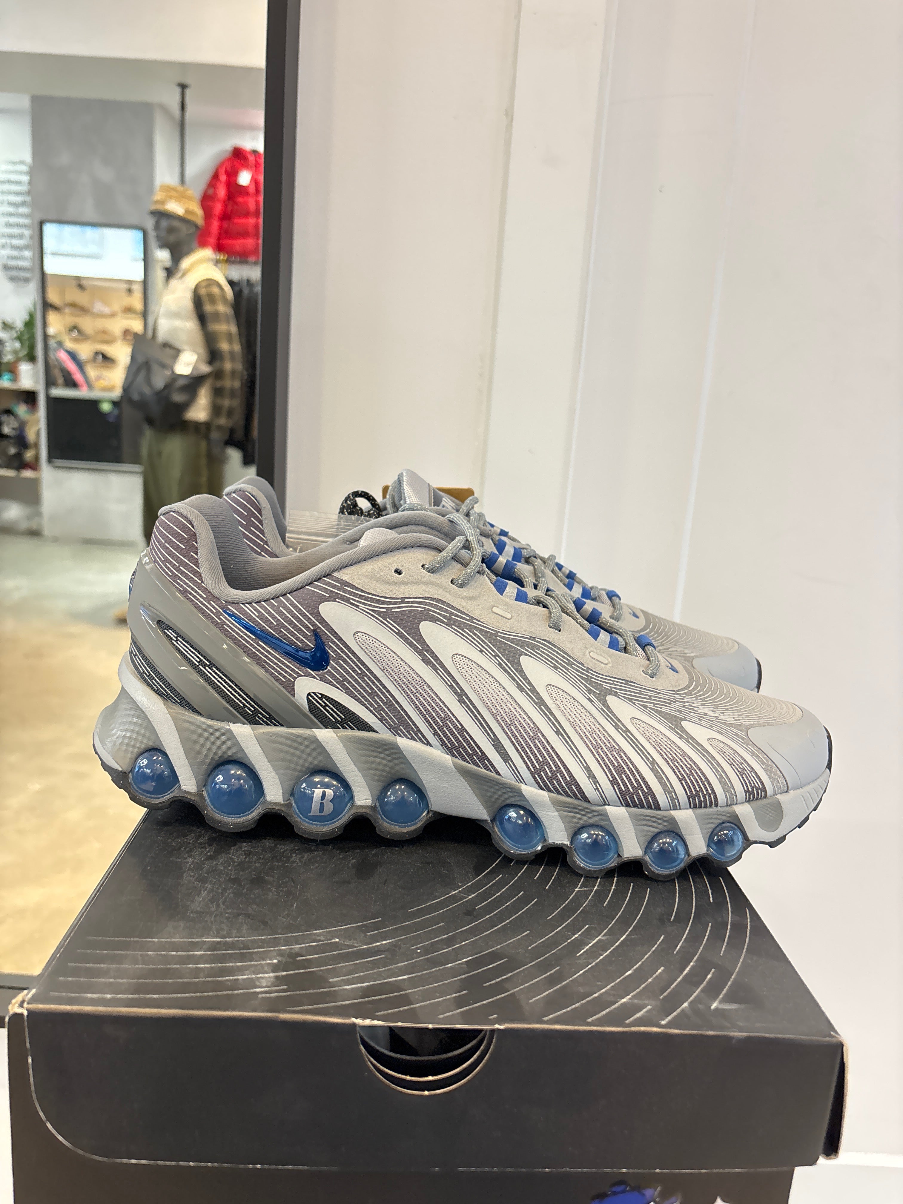 Air Max Dn8/Better Gift Shop - Taille 12 US