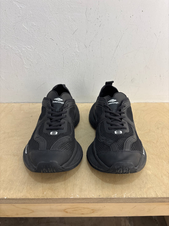 Balenciaga Circuit Sneaker 'Worn-Out - Black' - Size 42