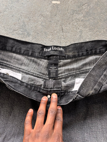 Footlocker Black denim short - Sz 38