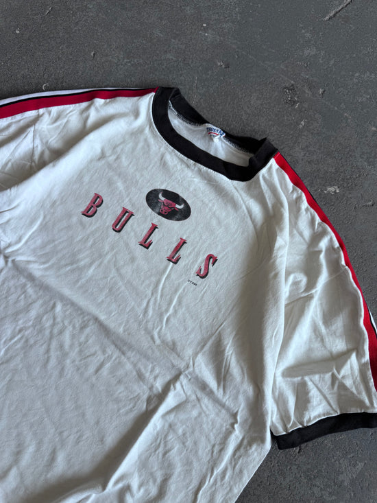 90' Bulls ringer tee- Sz XL