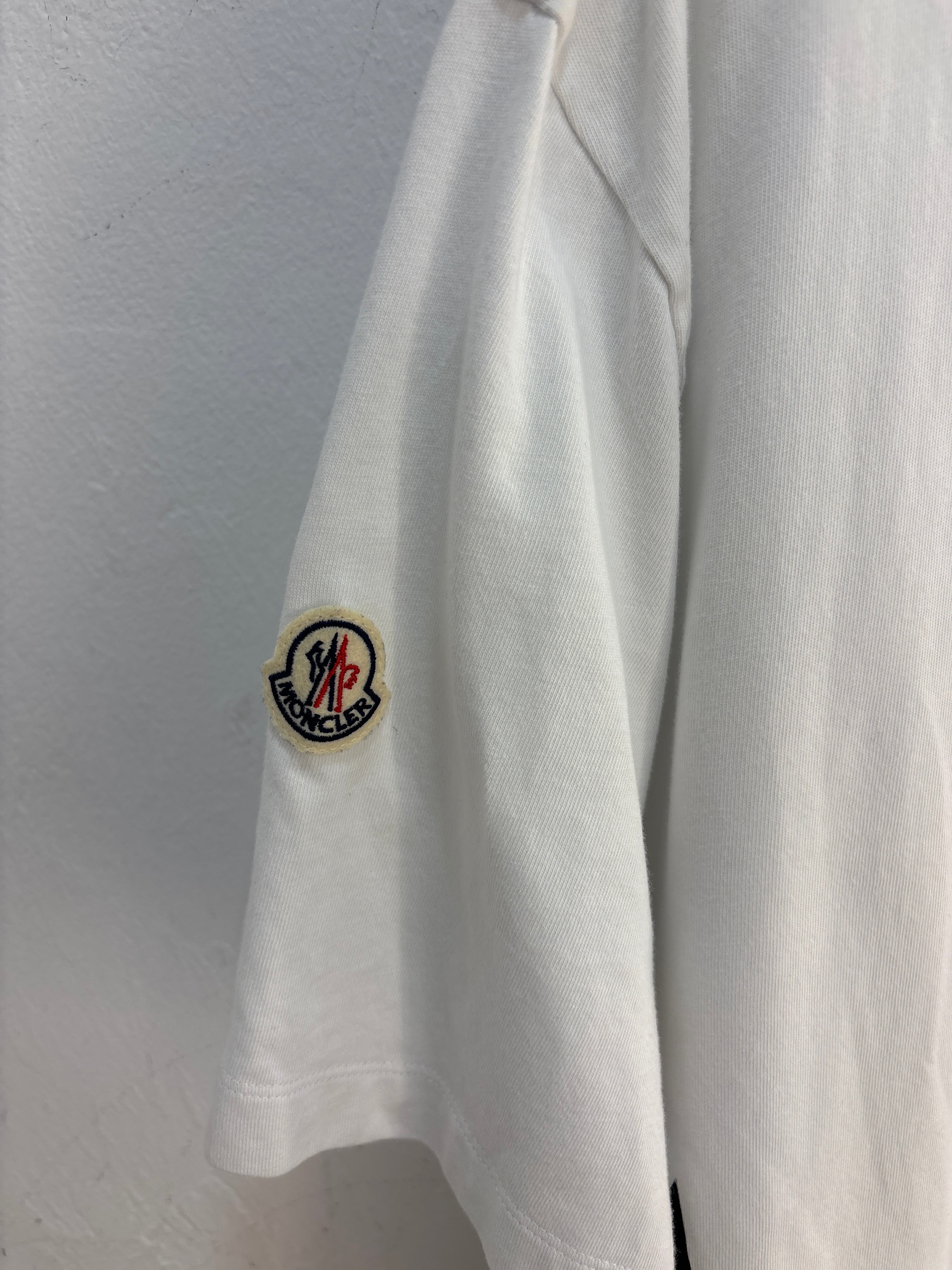 Moncler M White T-shirt - Size XXL
