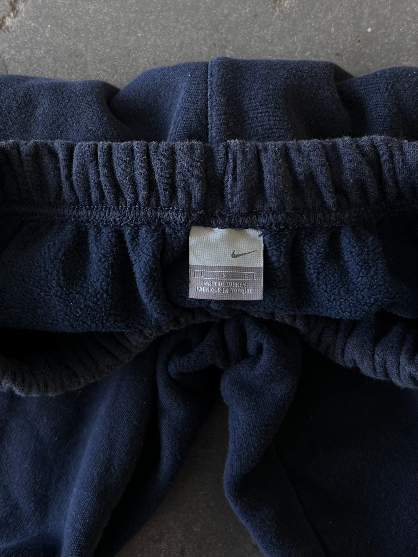 90s Navy Nike Sweatshort- Sz L
