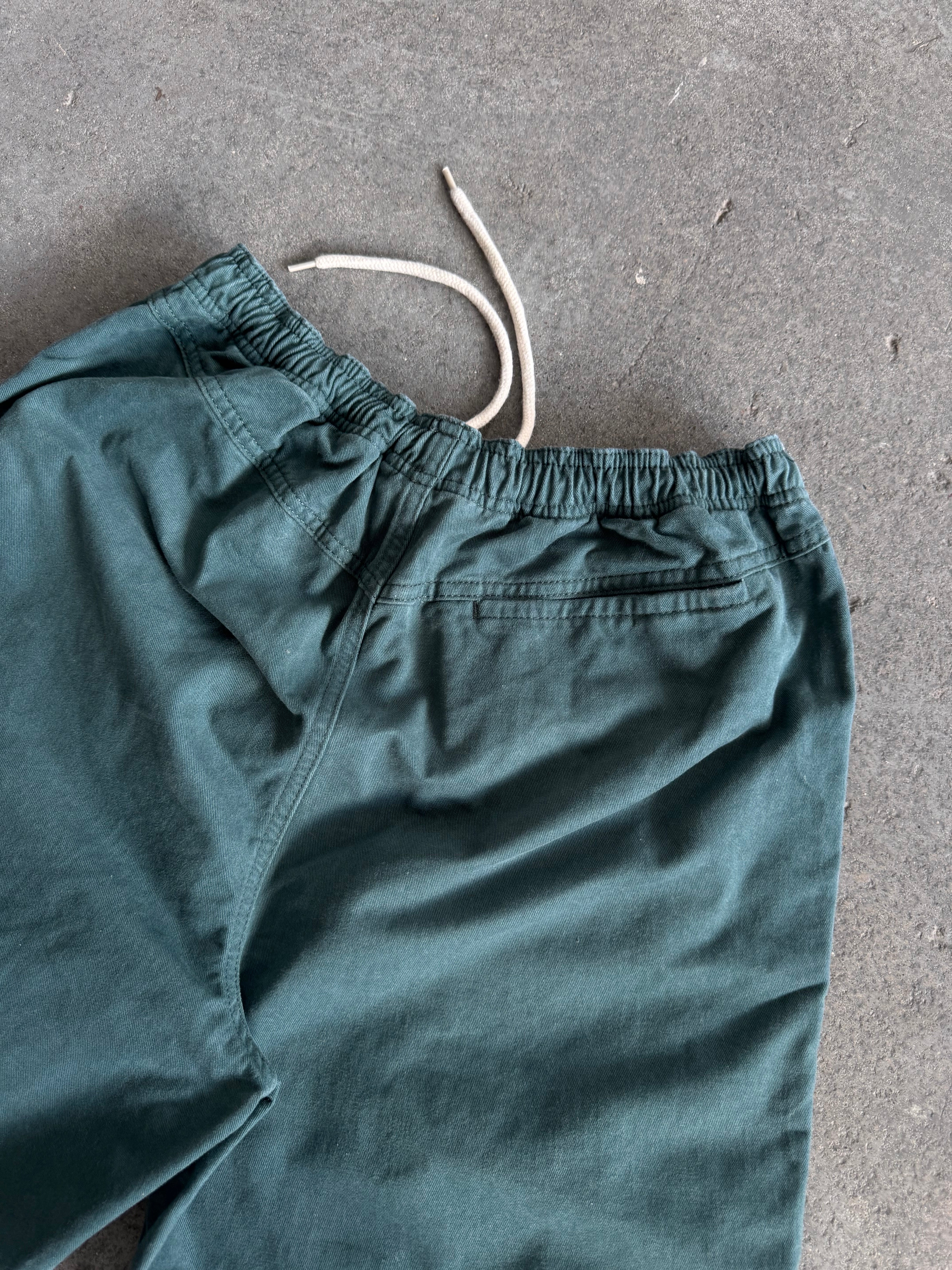 Stussy Basics Teal green short - Sz M