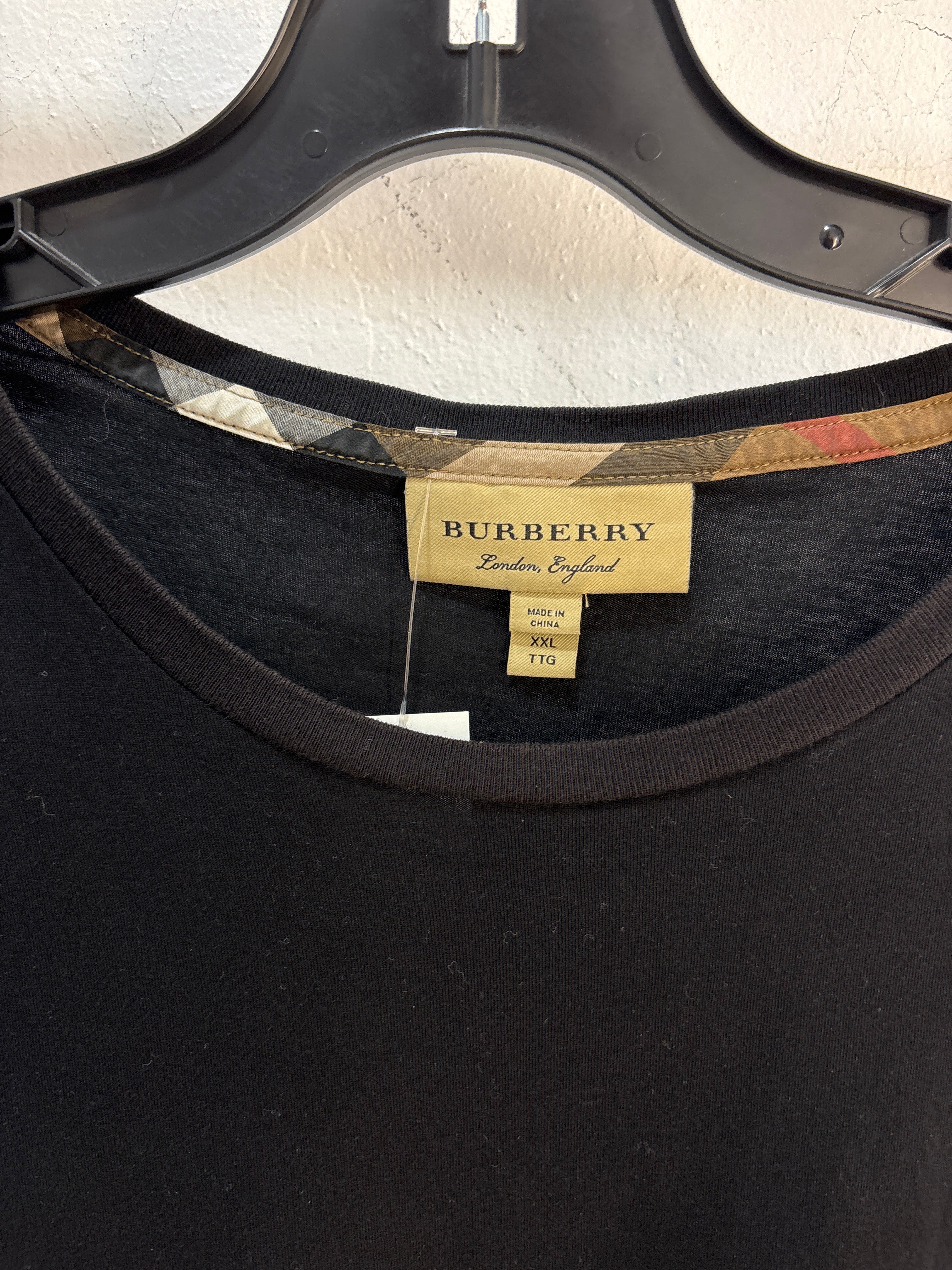 Burberry Black T-shirt - Size XXL
