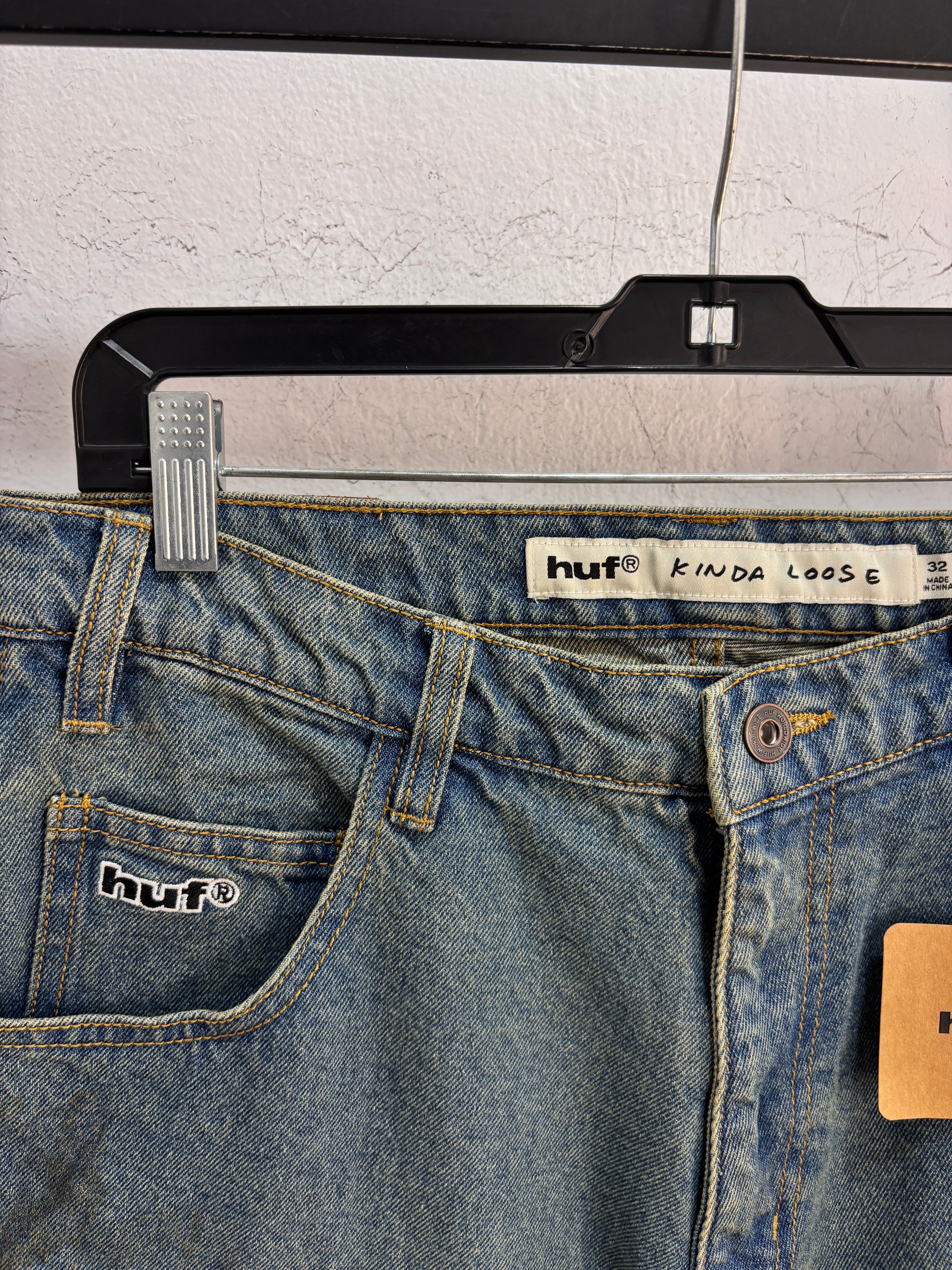 NEW HUF Kinda Loose Double knee Short - Size 32