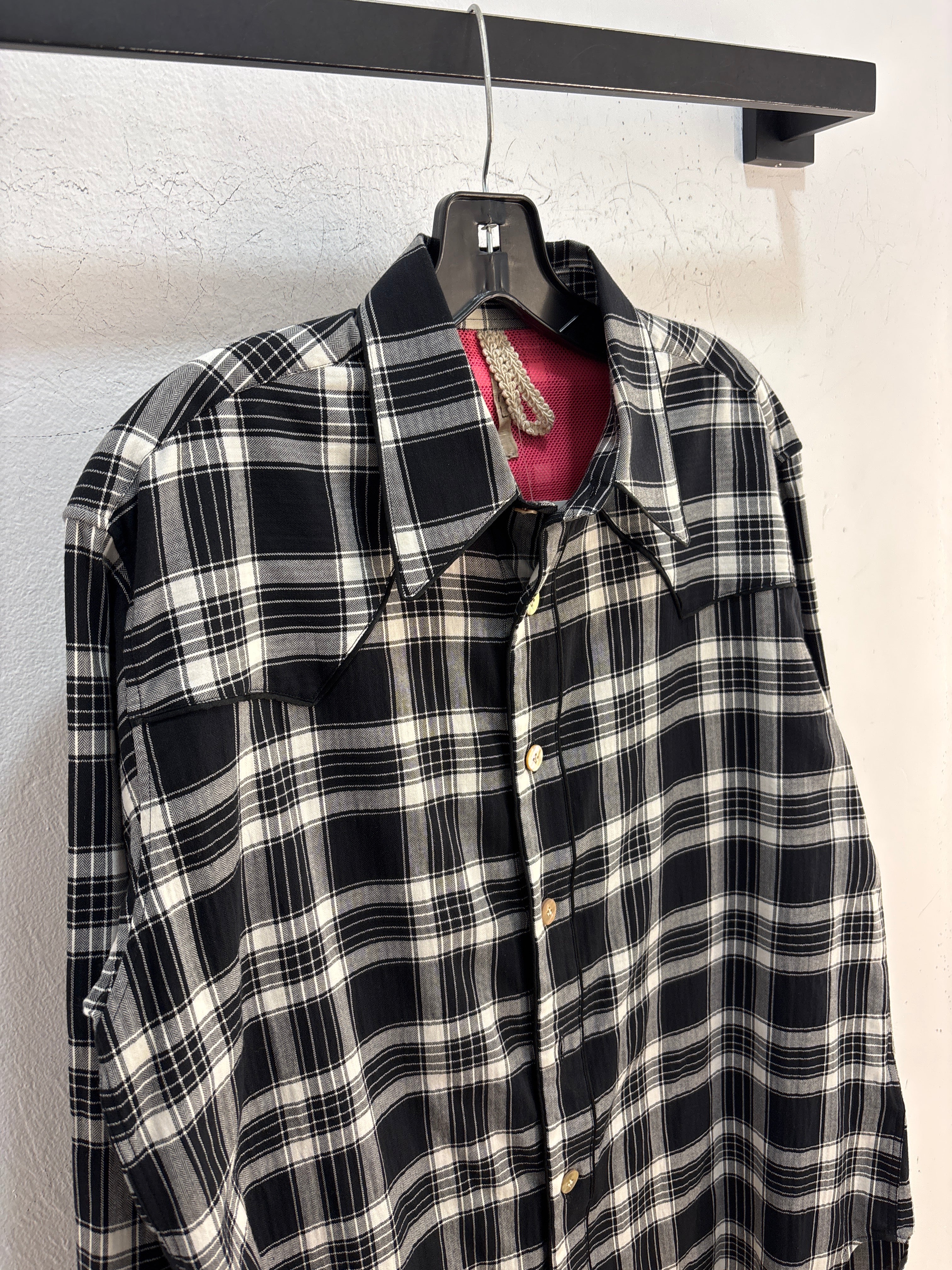 DNL Plaid Flannel - Size L
