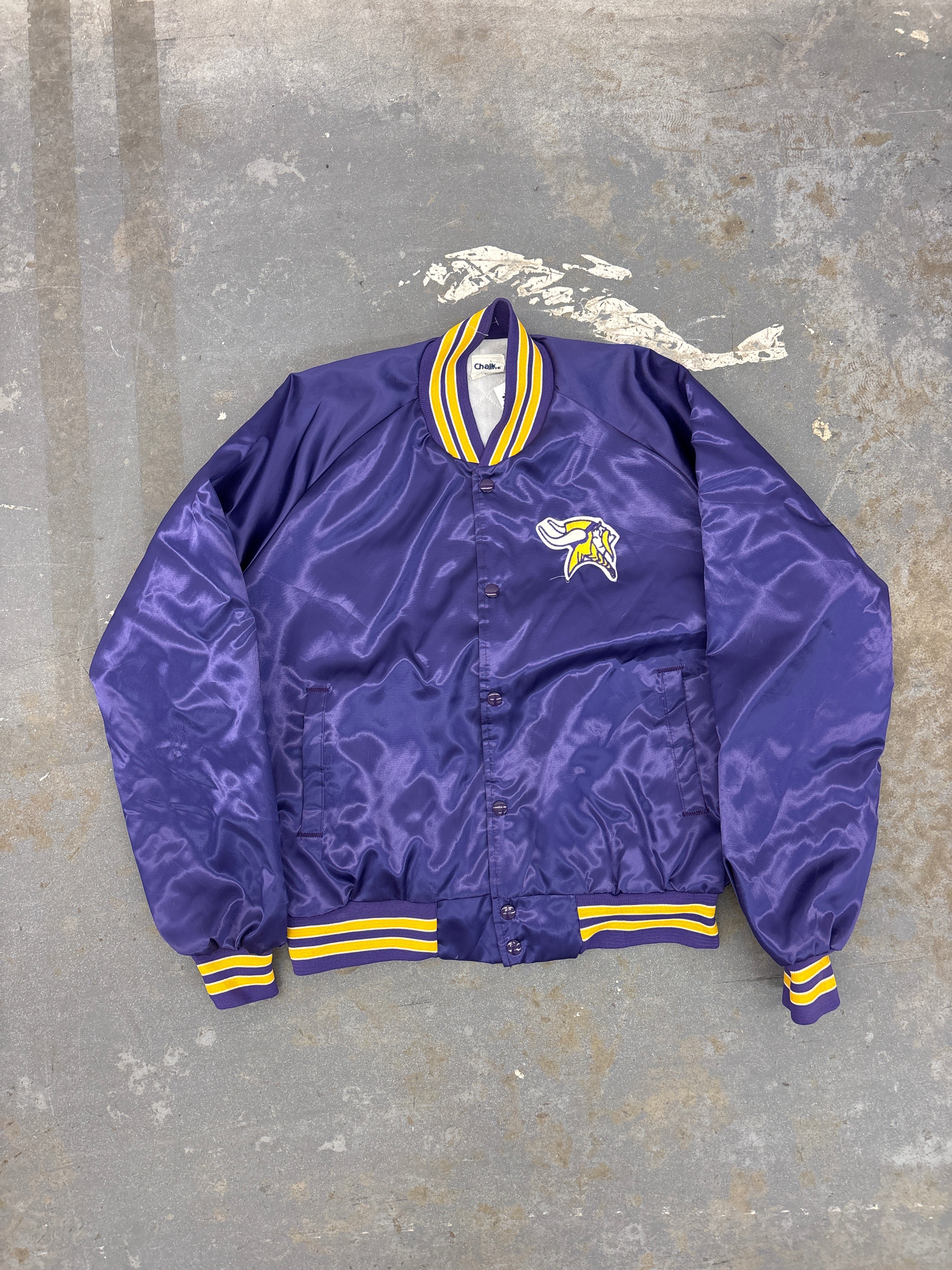 90’ Chalk line Vikings Satin Jacket - Sz L
