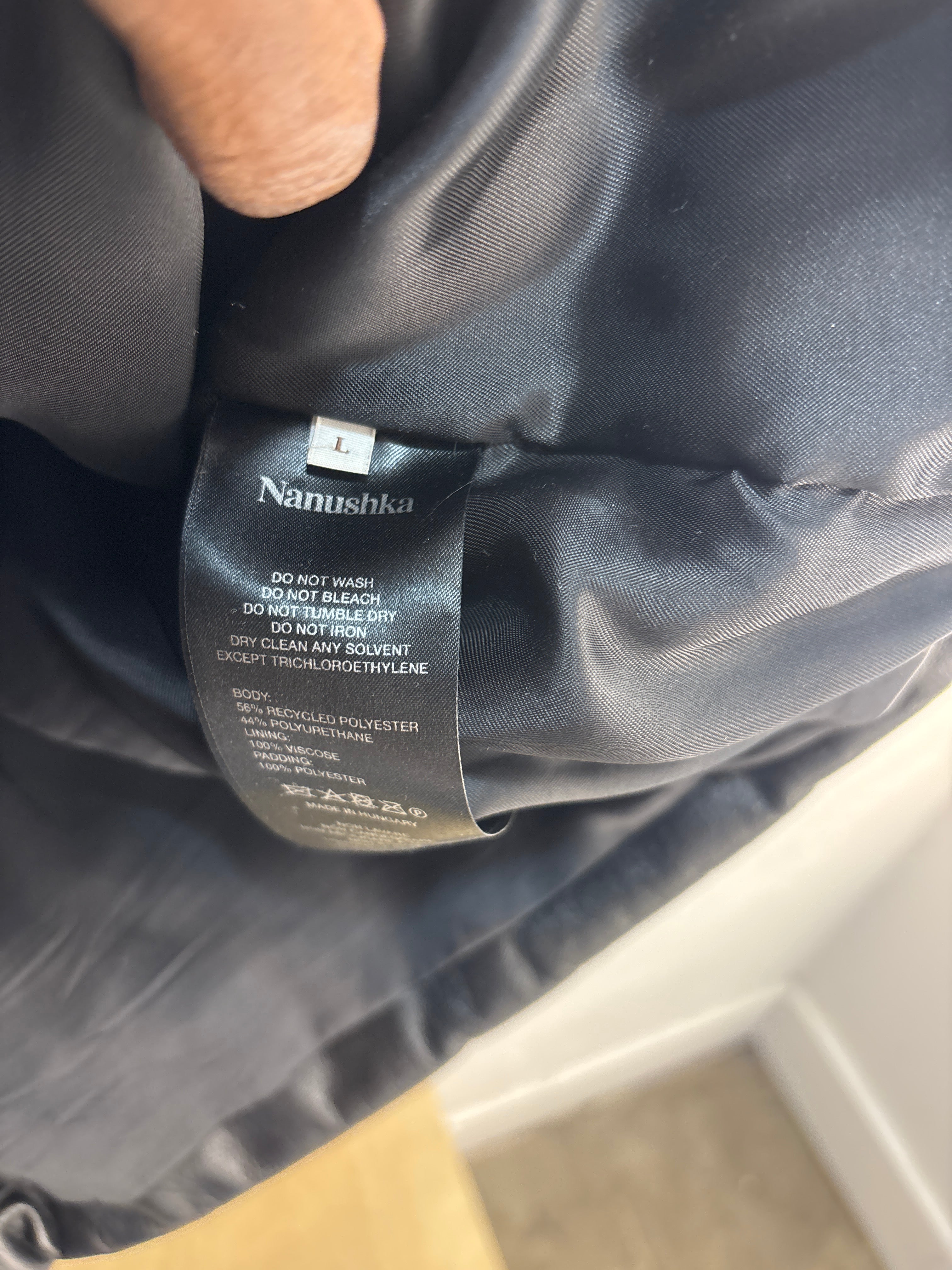 Nanushka Black Puffer Jacket - Size L(fit XL)