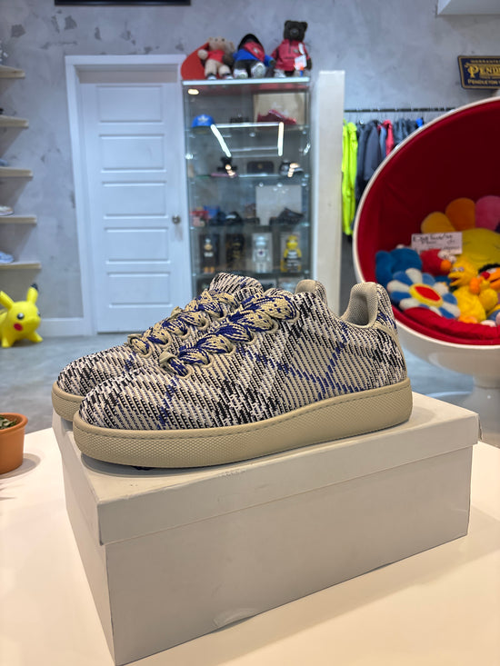 Burberry Men’s Trainers- Sz 44