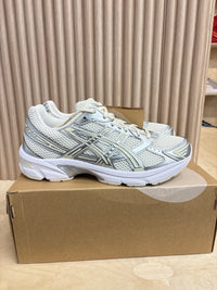 NEW ASICS Gel-1130 Tan 8.5W