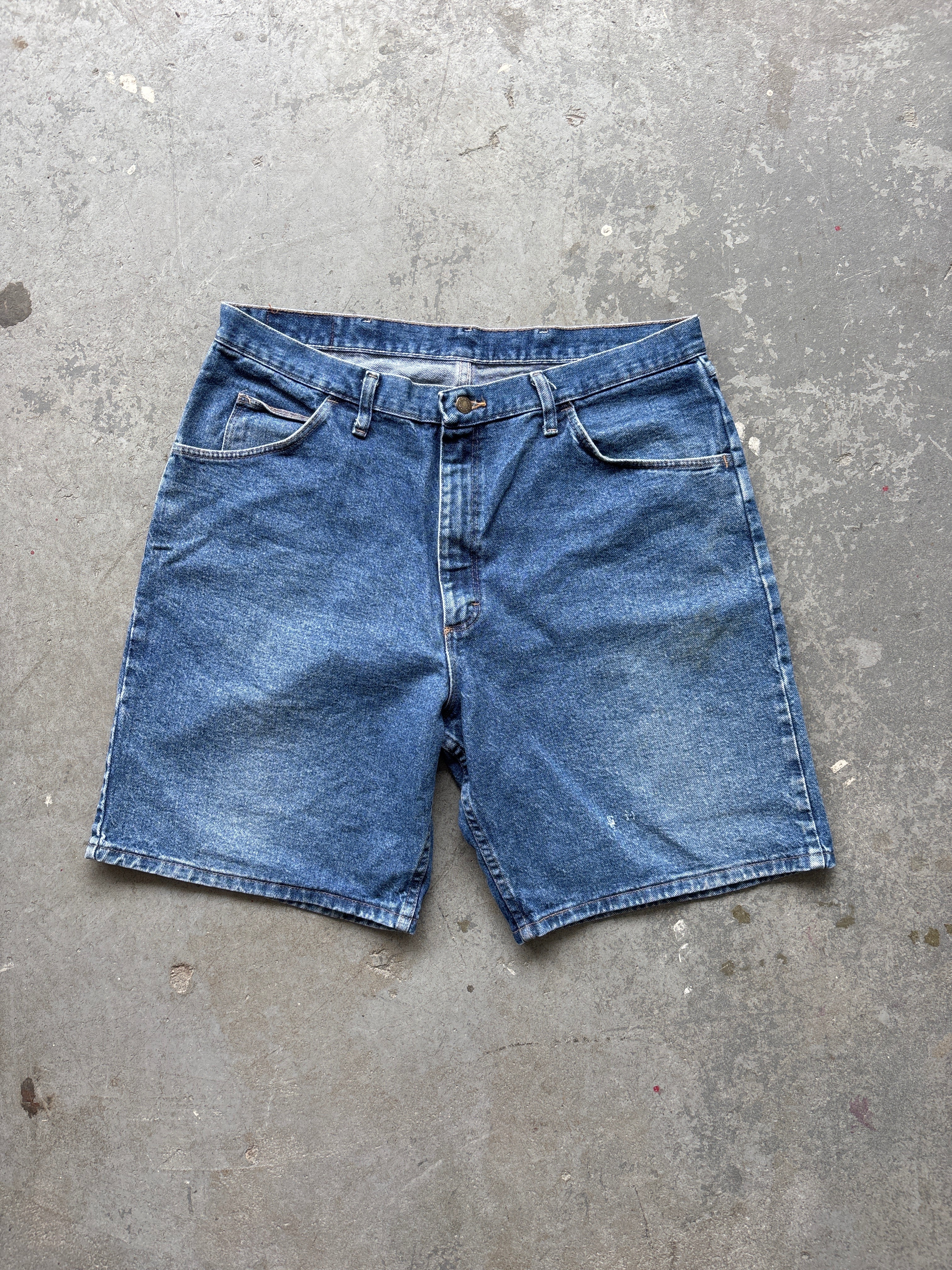 Wrangler Dark wash  denim short - Sz 38