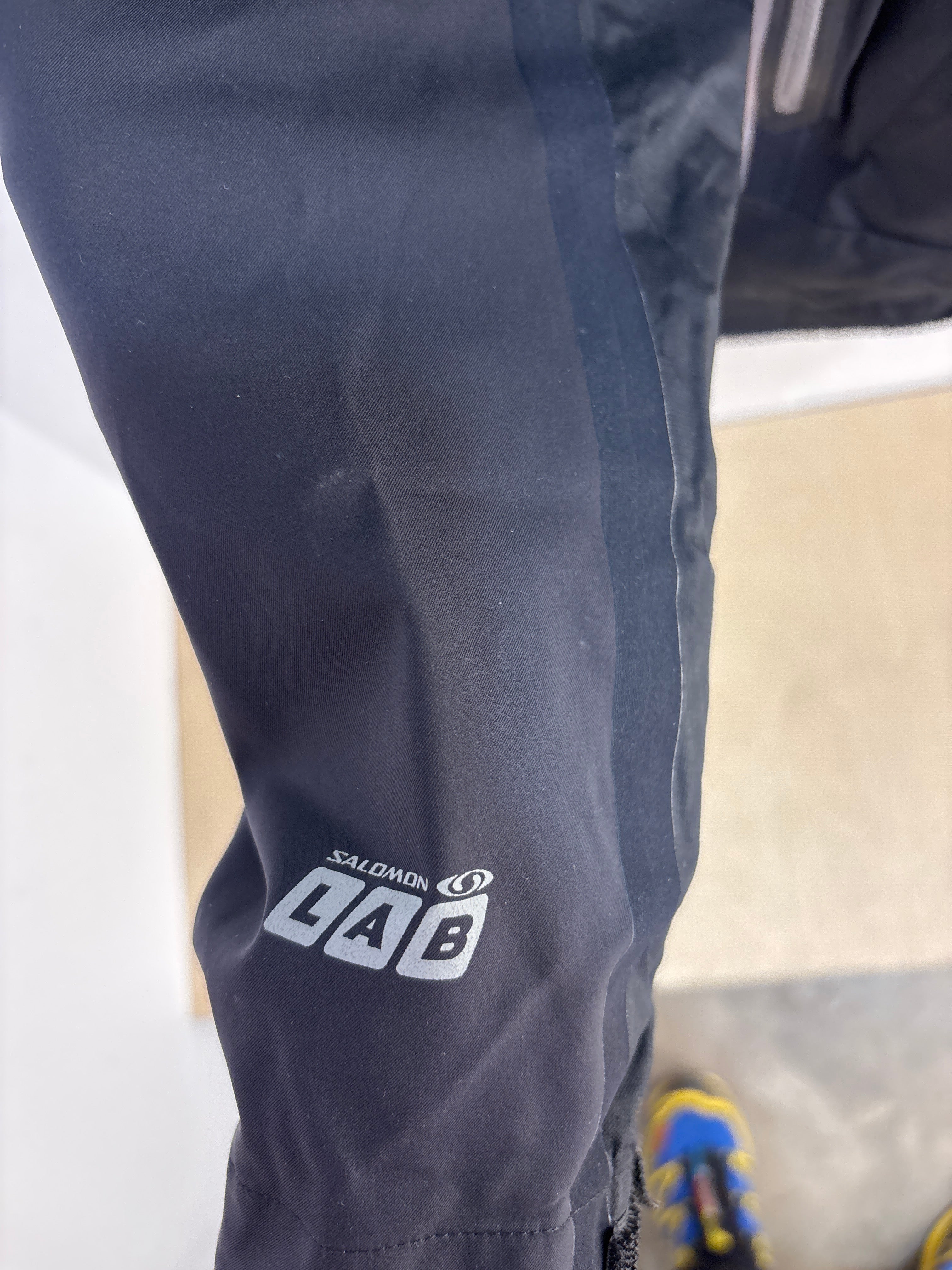 Y2k Salomon Black Light Jacket - Size L (Flawed)