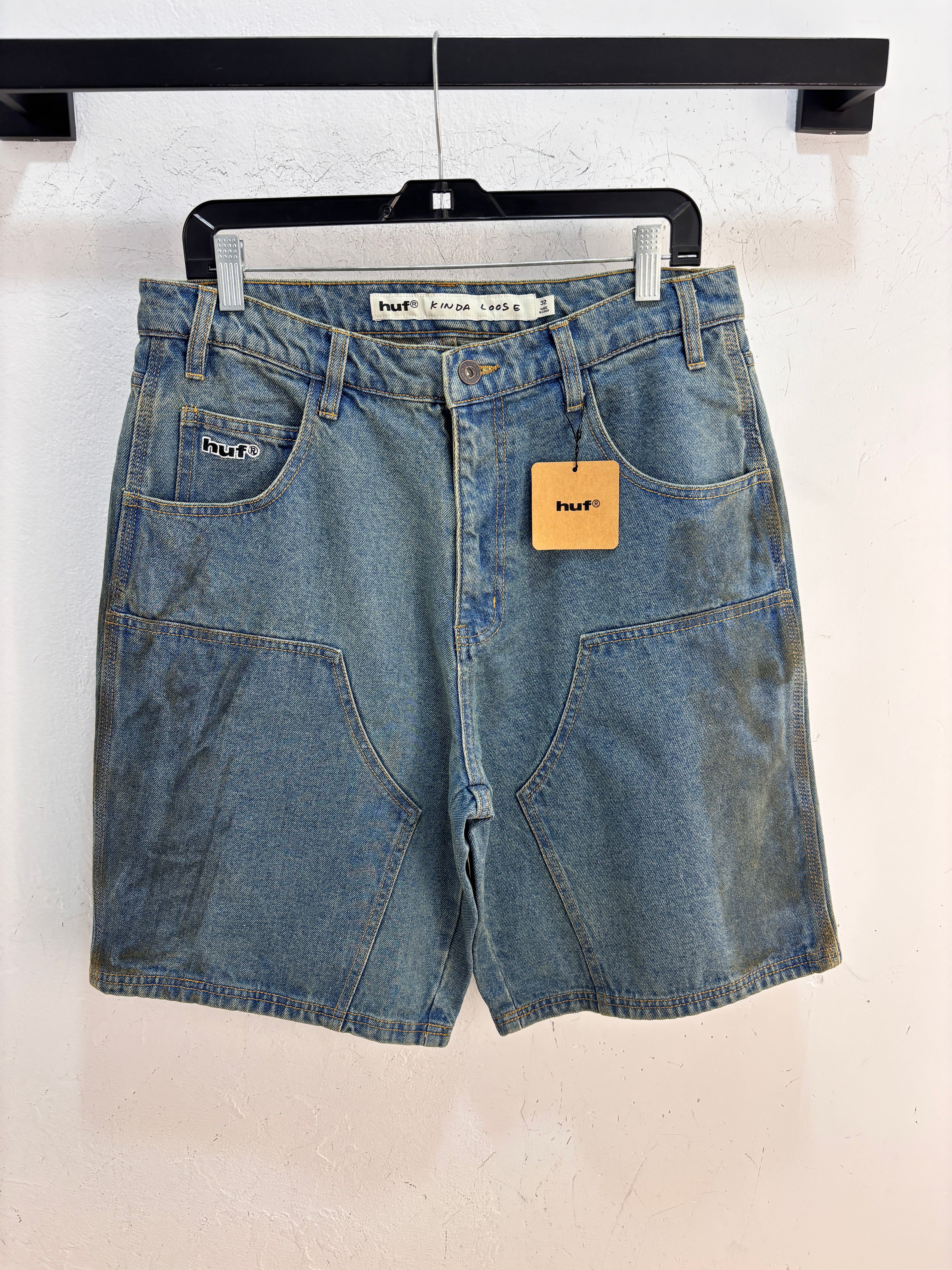 NEW HUF Kinda Loose Double knee Short - Size 32