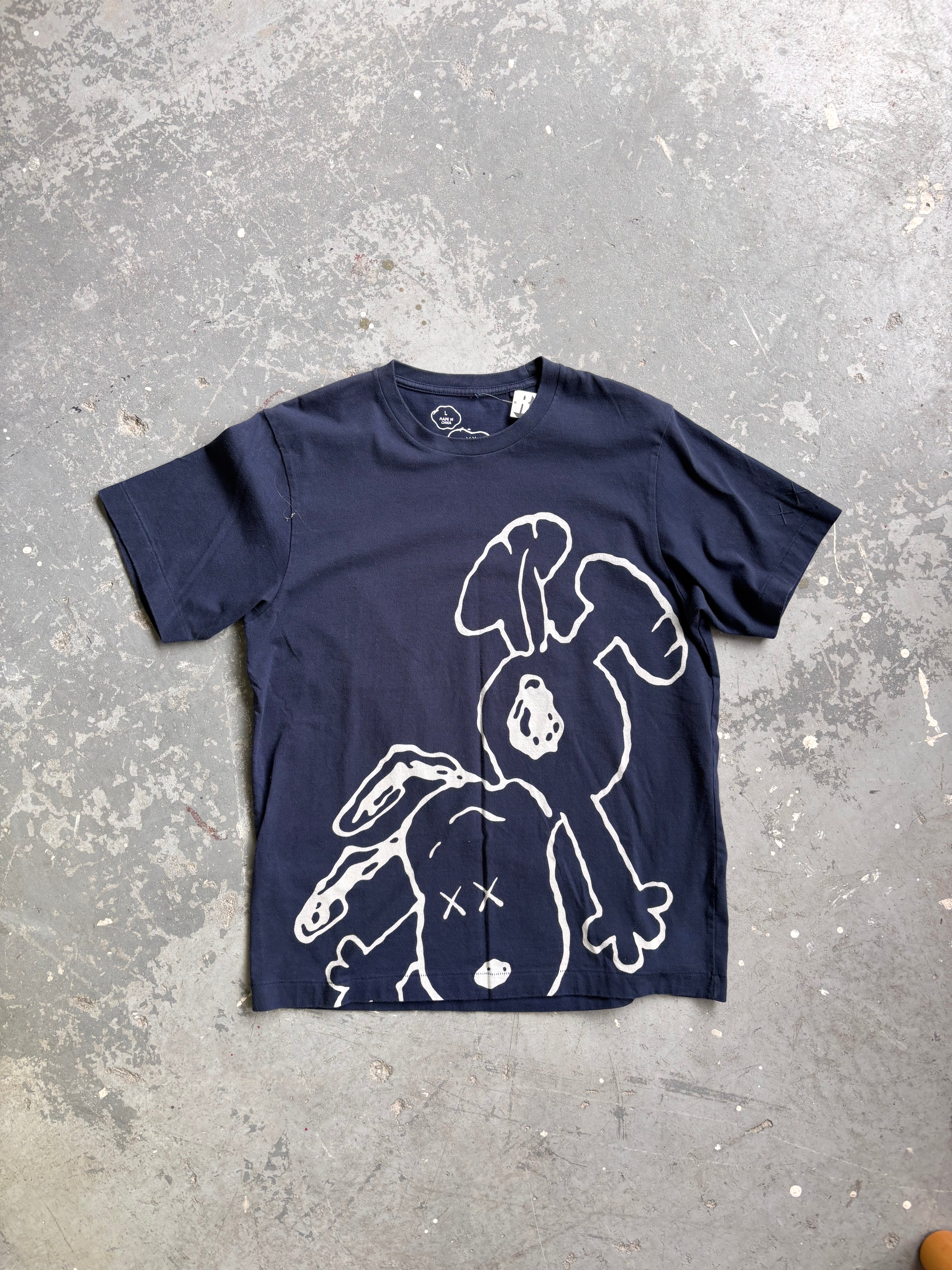 Peanuts/KAWS tee - Sz L