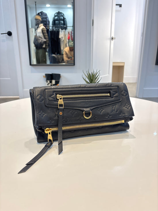 Louis Vuitton Monogram Petillante Clutch in