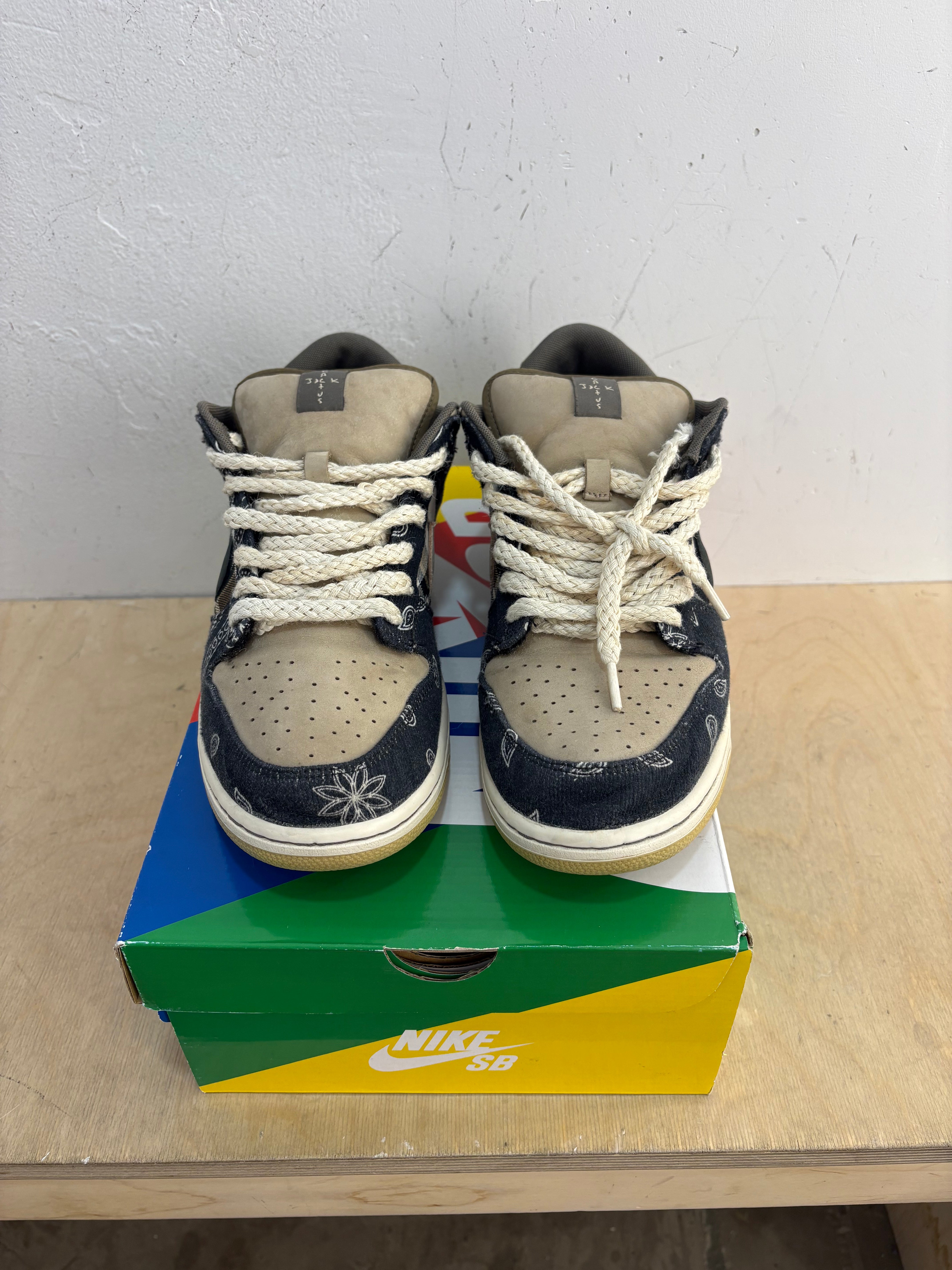 Nike SB dunk low x Travis Scott