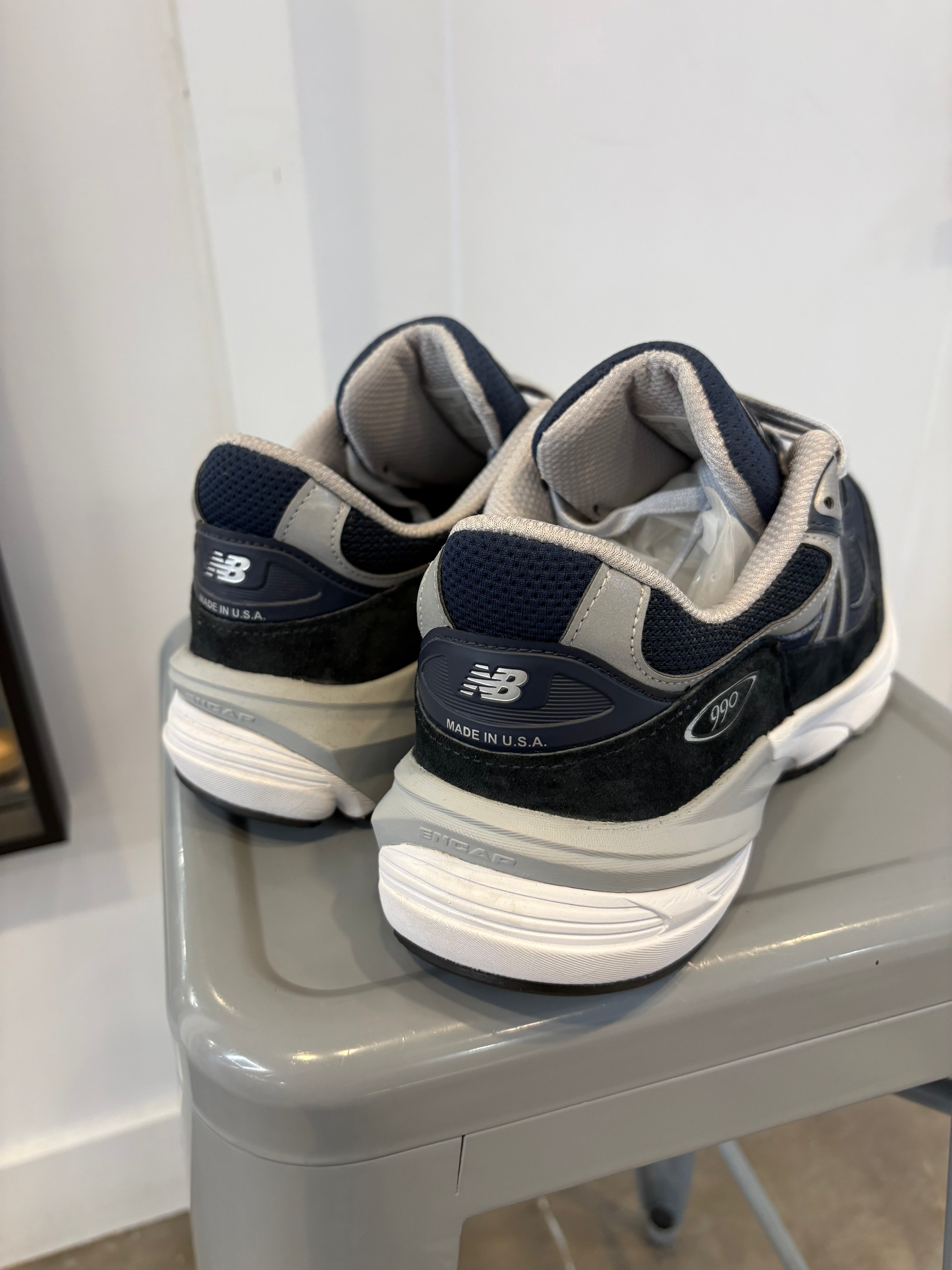 New Balance 990 V6 Marine - 11US