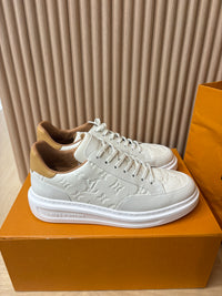 Louis Vuitton Beverly Hills Blanc, pointure 8,5 à 9