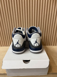 Air Jordan 3 Retro midnight navy - size 11