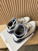 Air Jordan 3 Retro midnight navy - size 11