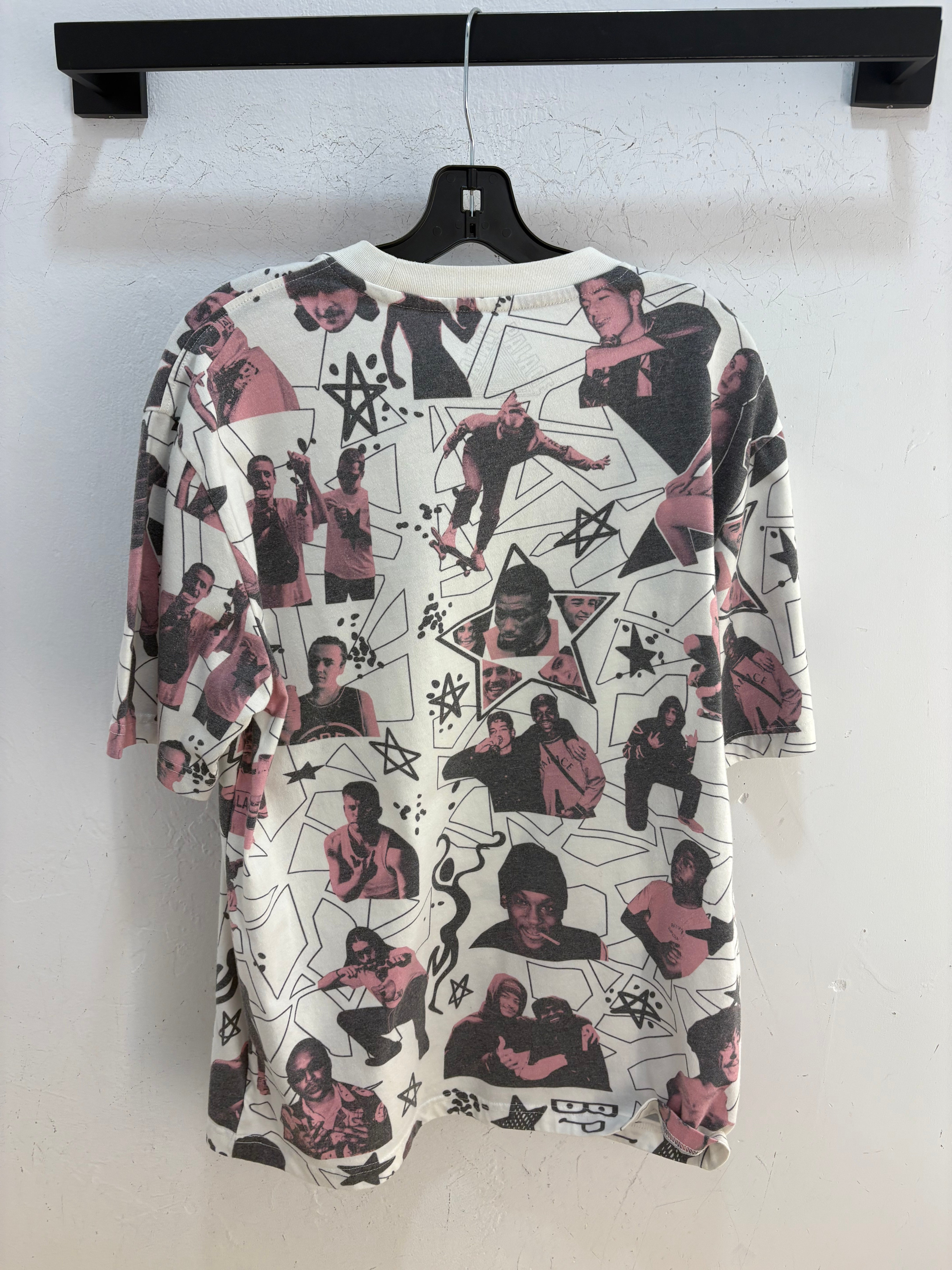 Palace baddest vs Palace tee - size L