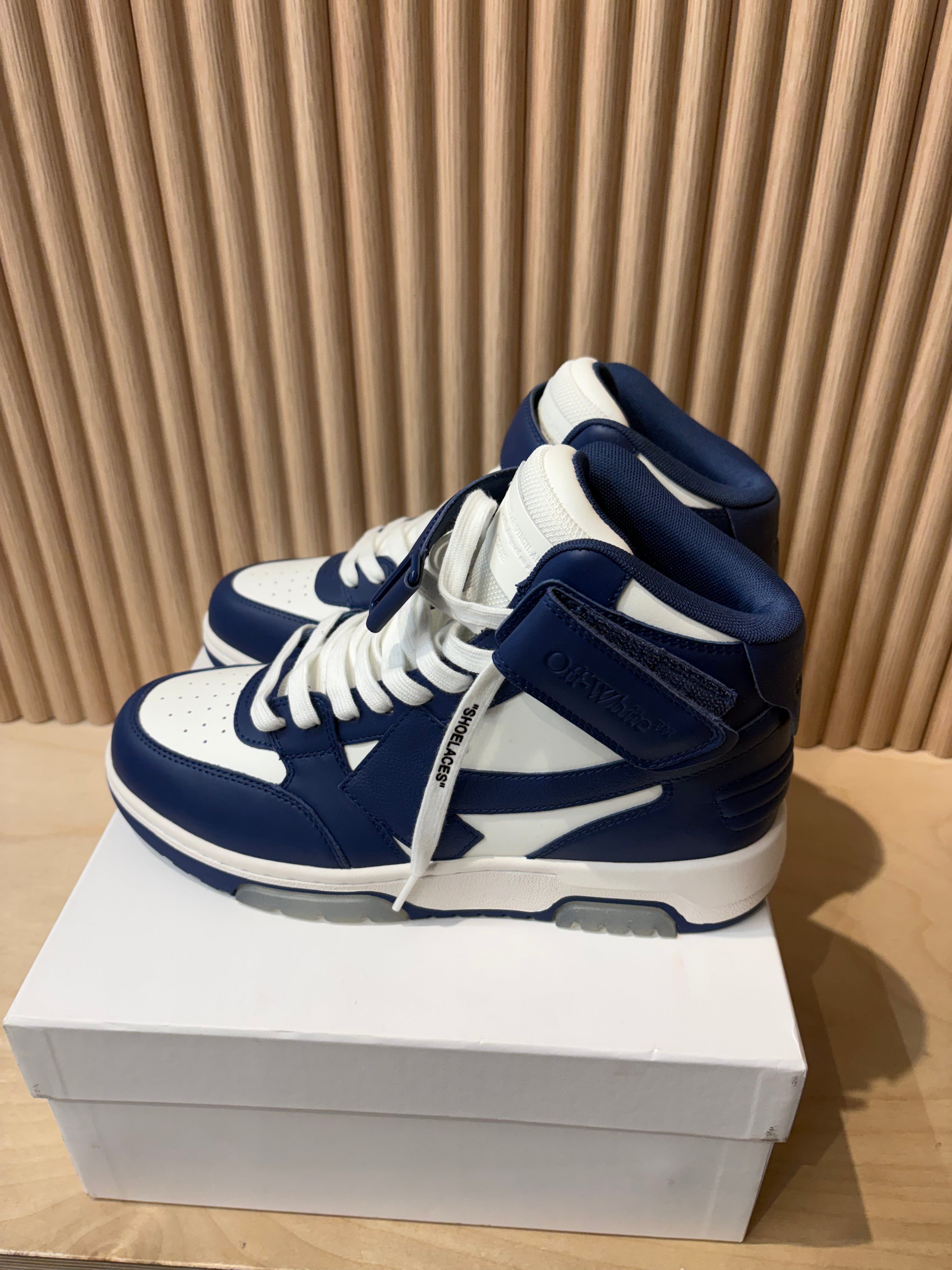 NEW Off-white Out of Office navy hightop sneaker - size 8