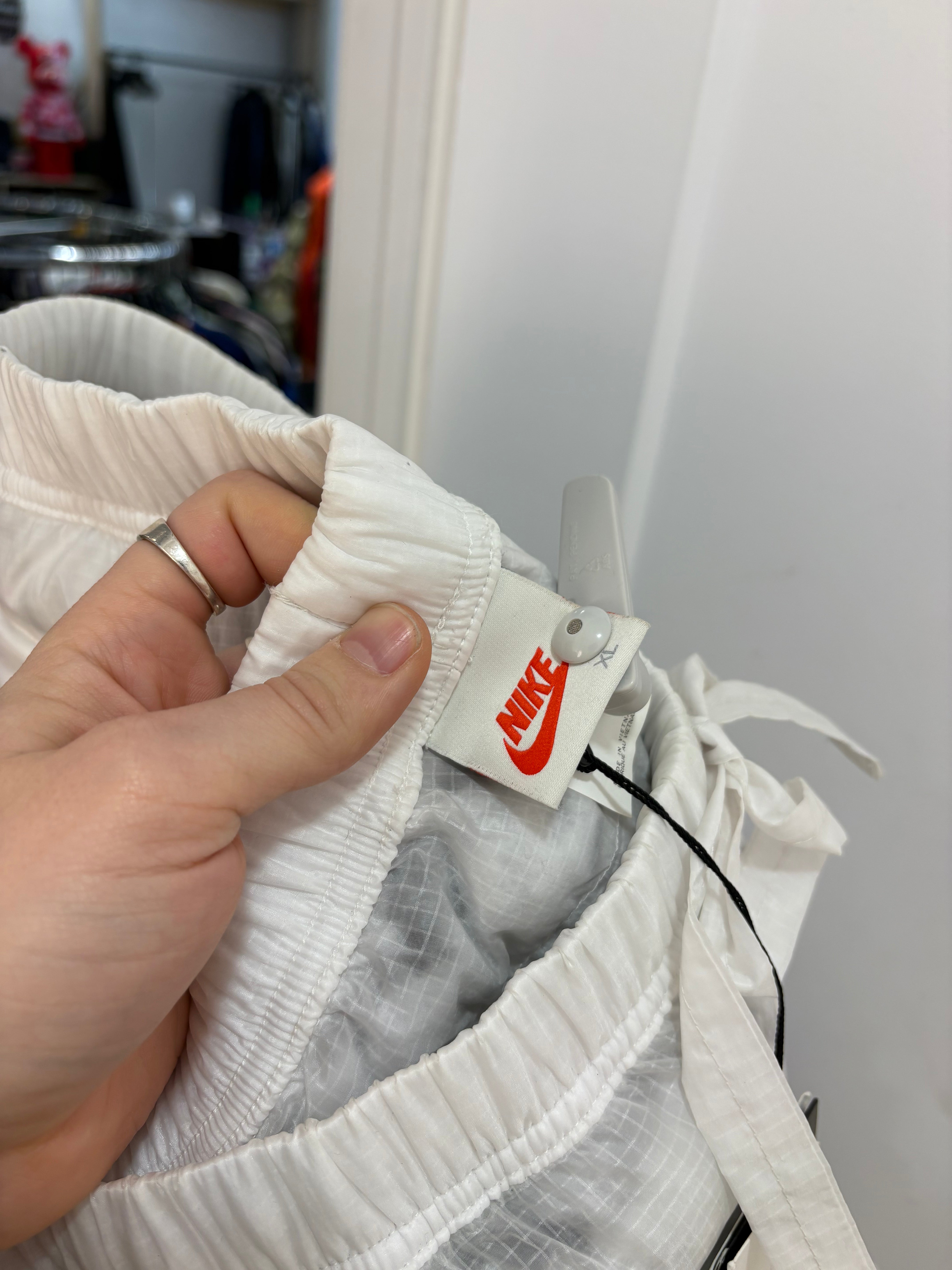 Nouveau pantalon doudoune Nike x Stussy - taille XL