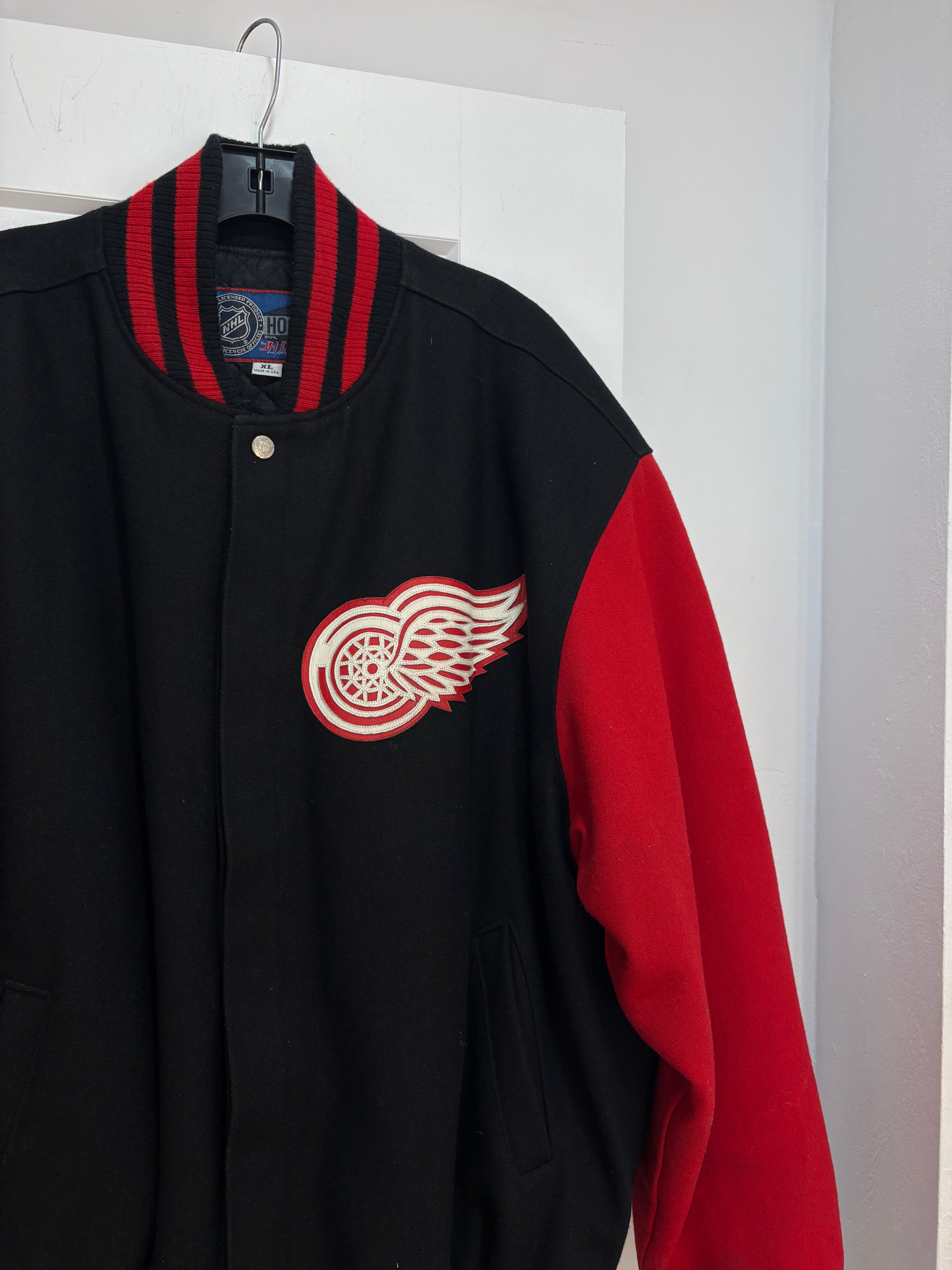 Jeff Hamilton Detroit Red Wings varsity logo jacket - size XL