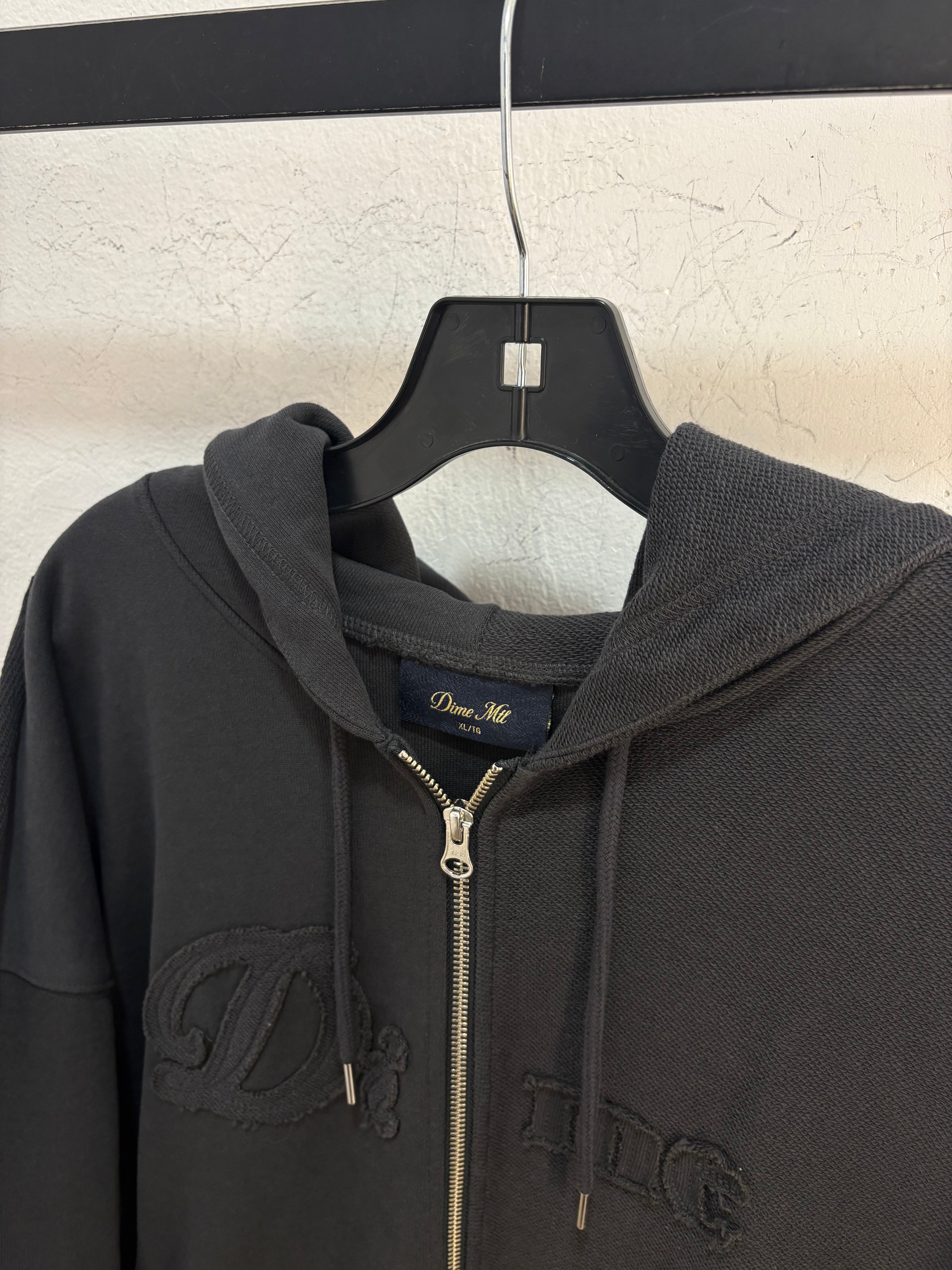 New Dime reverse black zip up hoodie - size XL