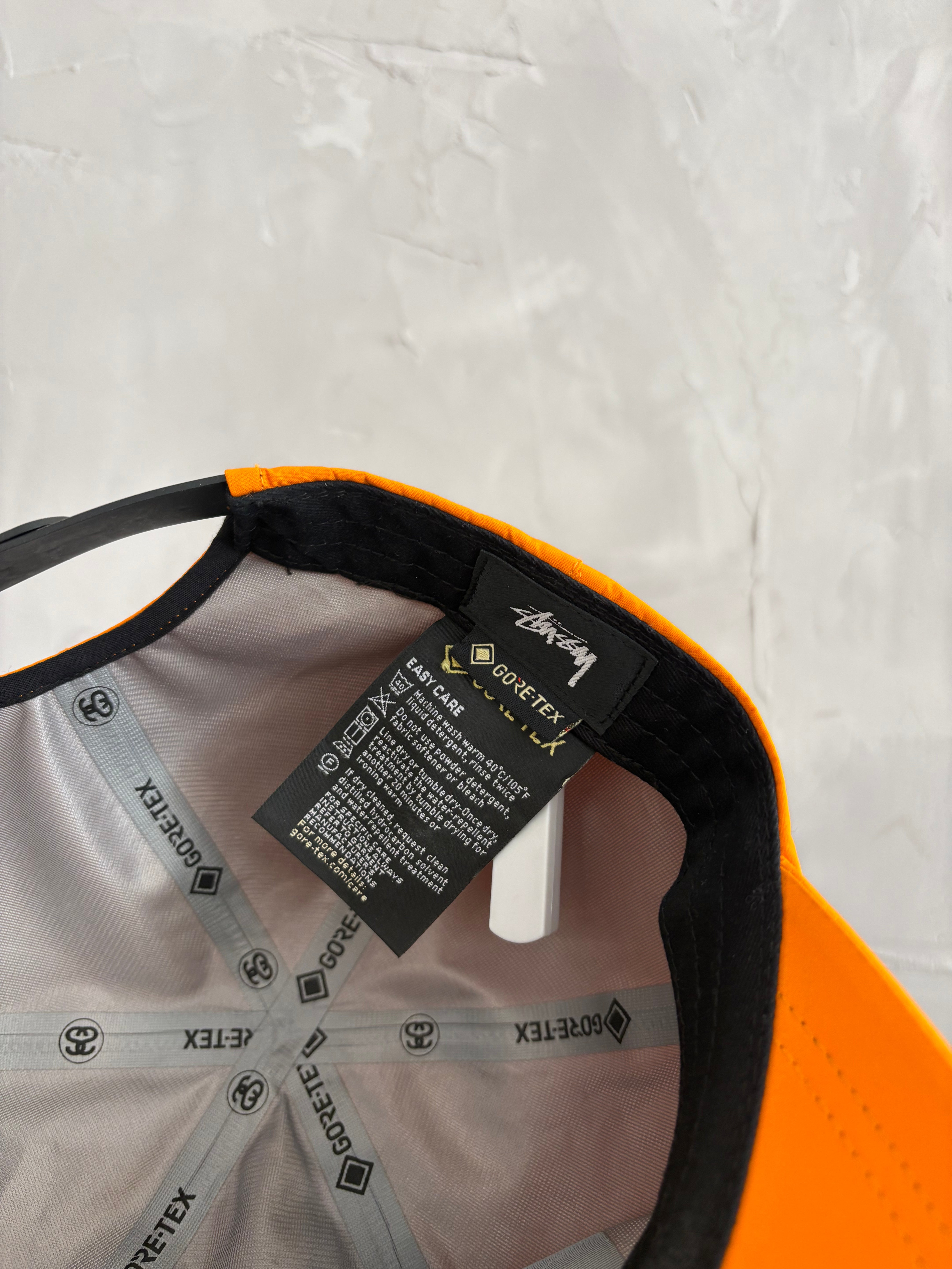 Nouvelle casquette Stussy Gore-Tex orange