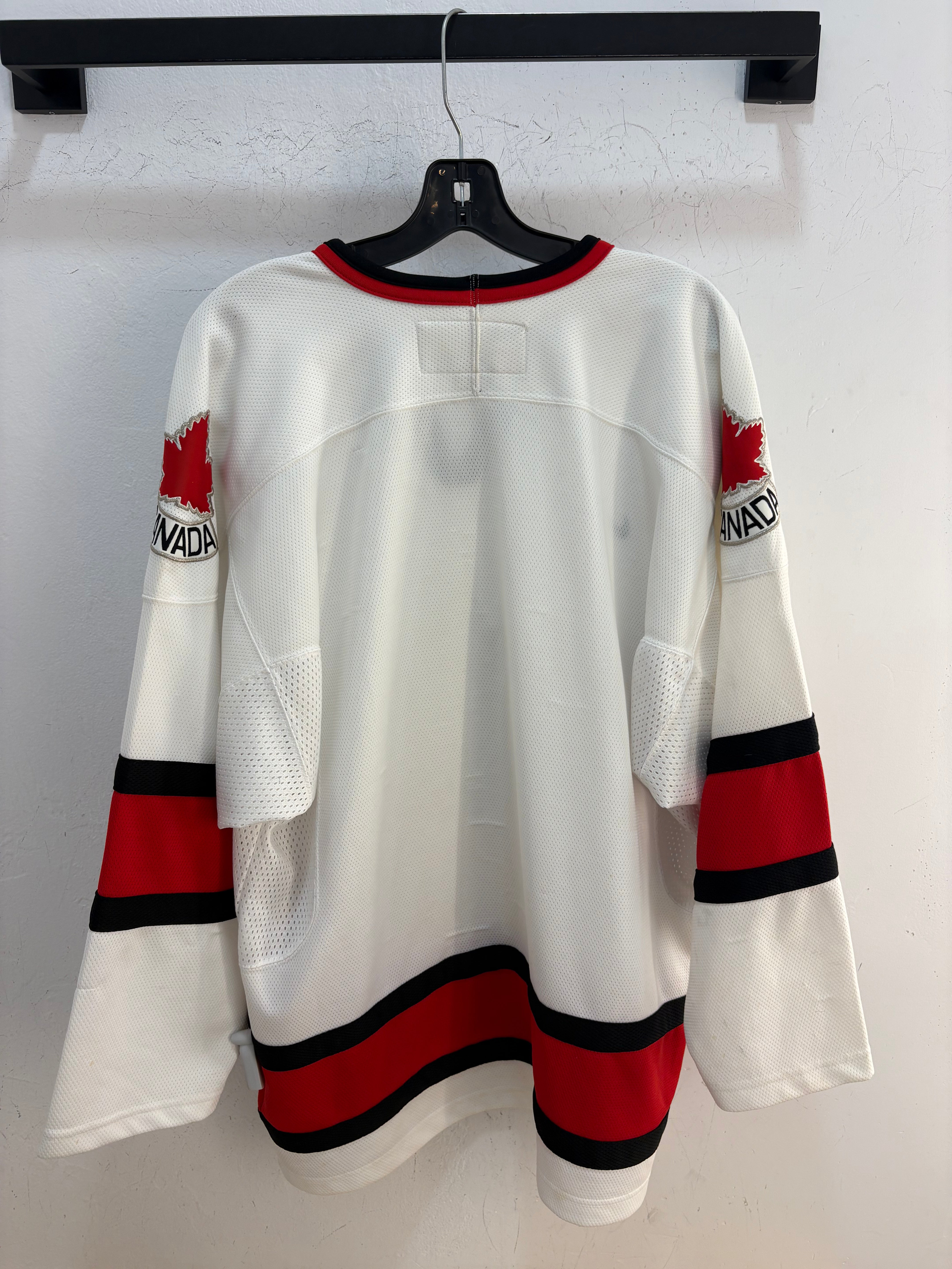 Y2k Nike team canada jersey - size M