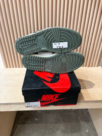 Air Jordan 1 high olive green - size 13