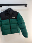 The North Face Nuptse 700 green puffer - size Sw
