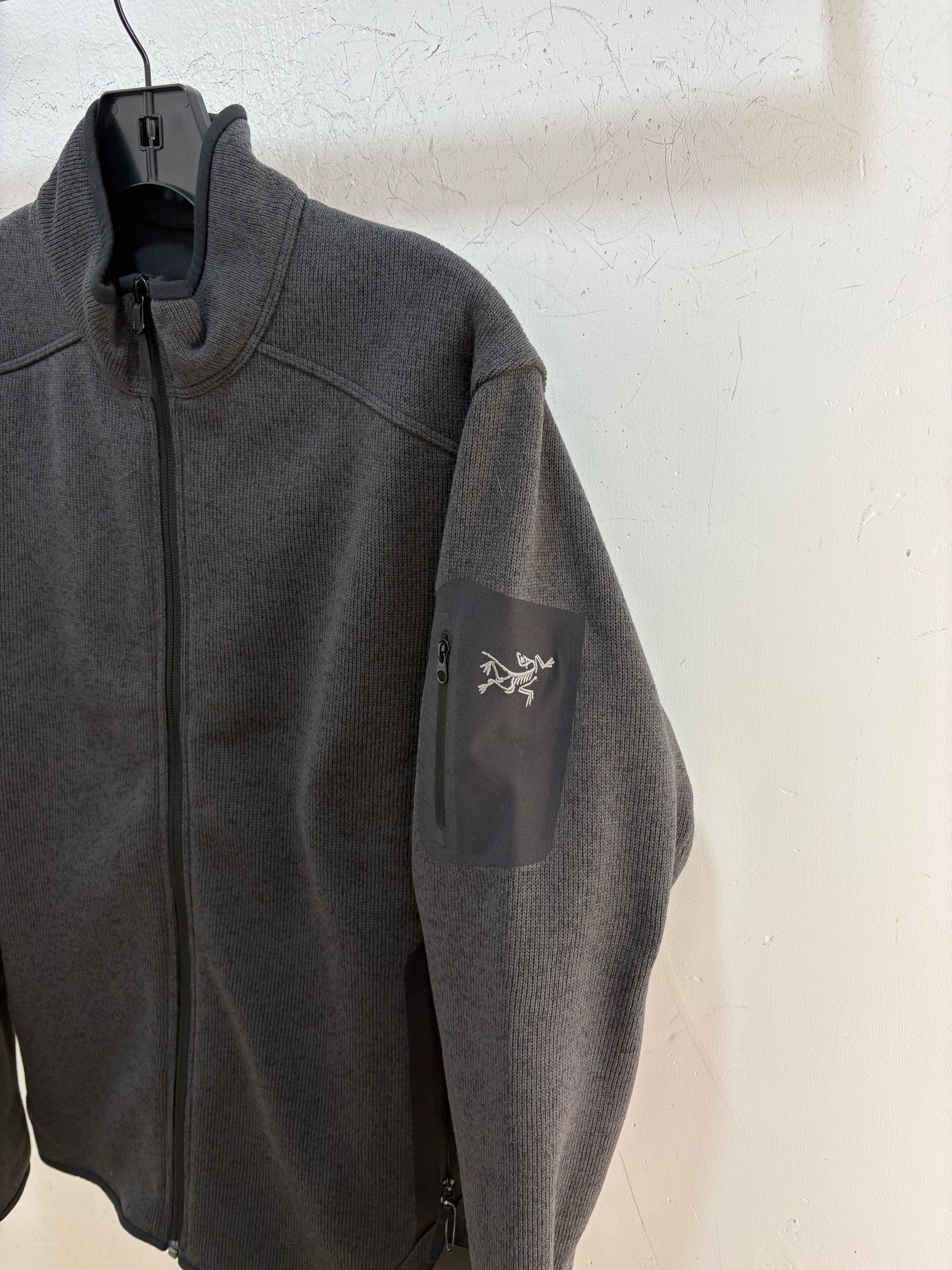 Gilet Arcteryx Covert gris neuf - taille S
