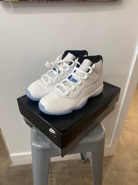 New Jordan 11 legend blue - size 11