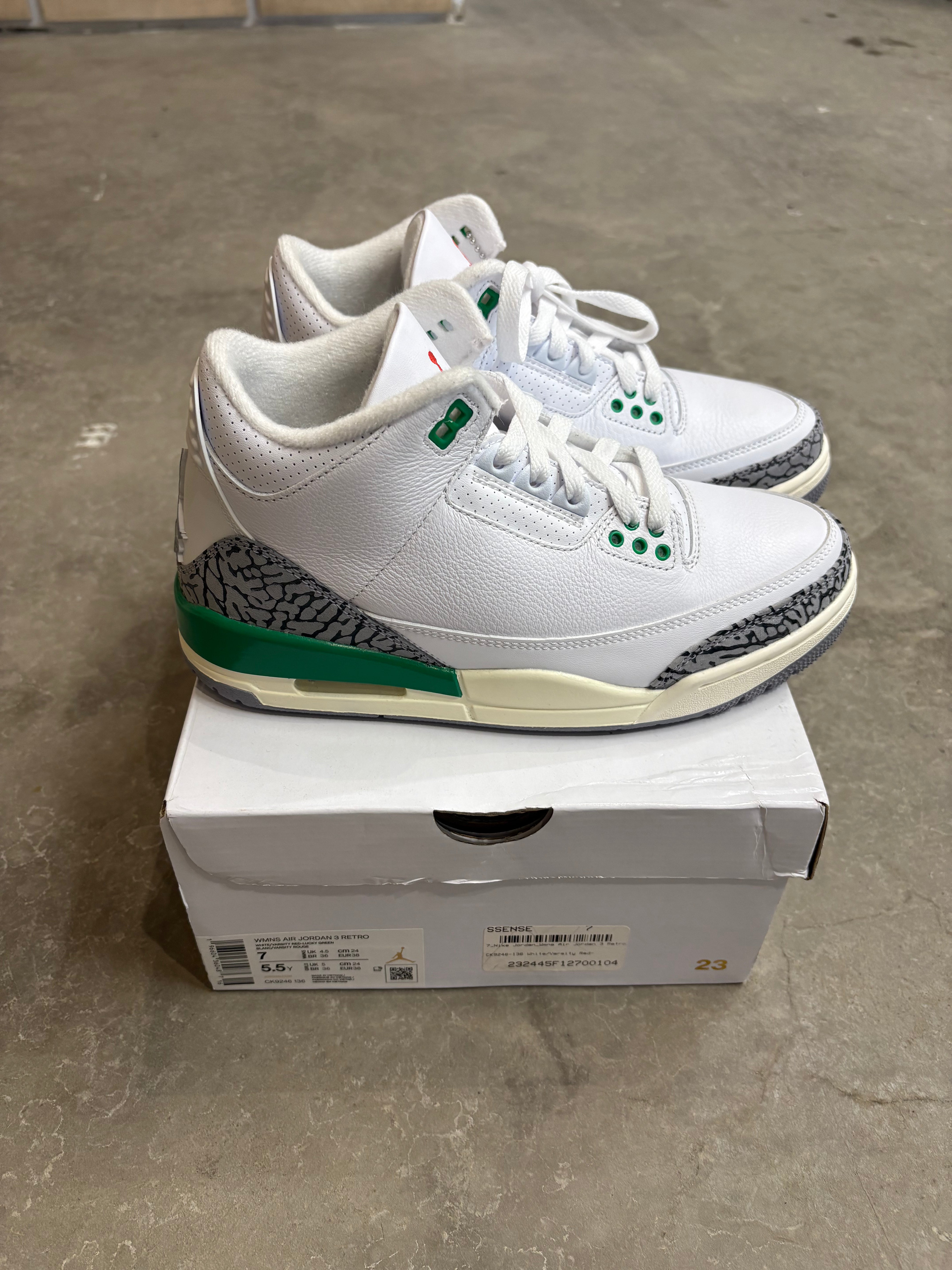 New Jordan 3 Lucky green - size 7w