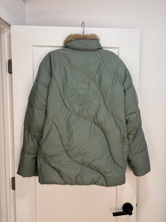 Dime x Kanuk Sage logo puffer jacket - size L