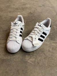 Adidas Superstar - size 11