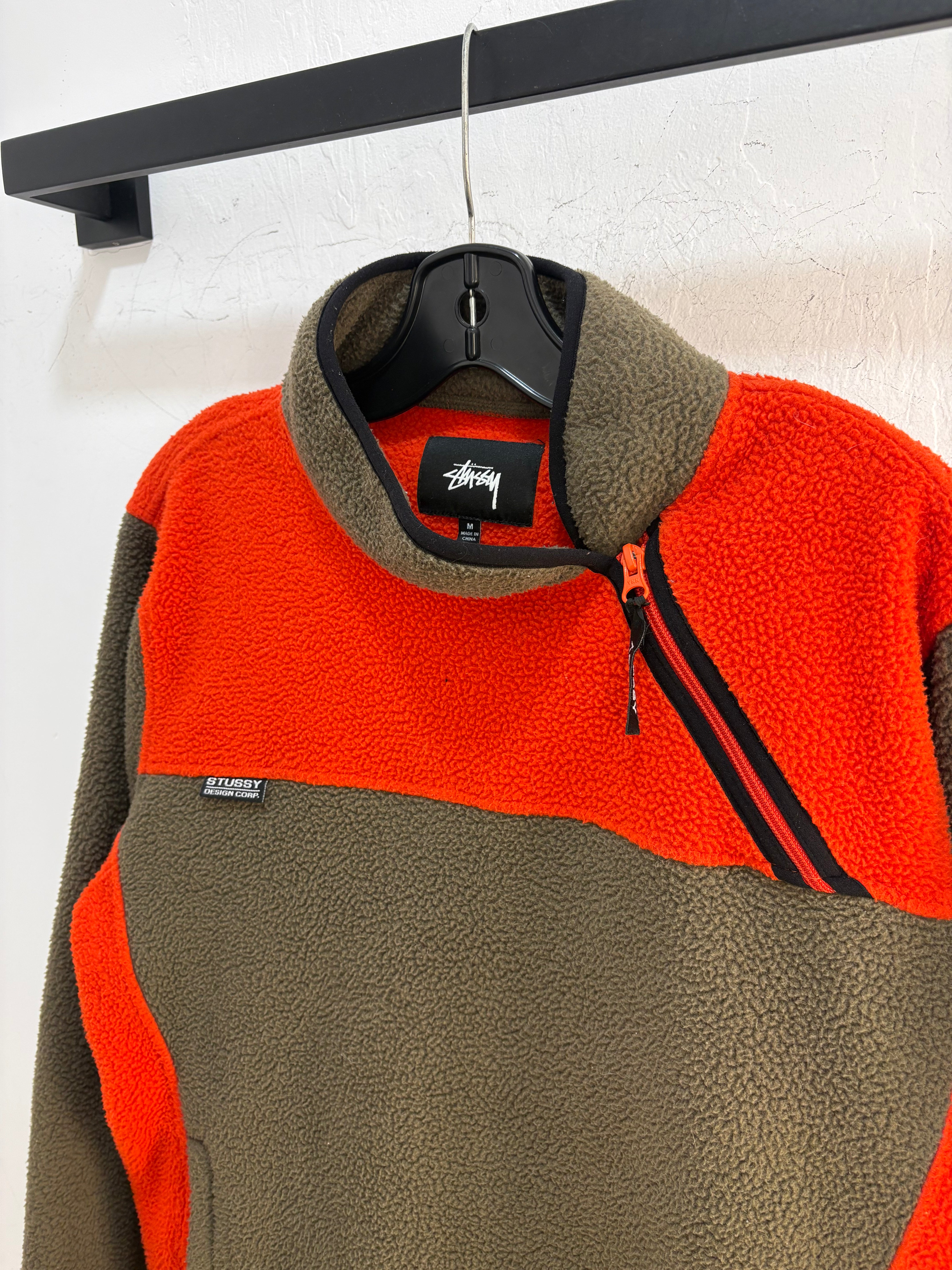 Stussy brown/orange fleece - size M