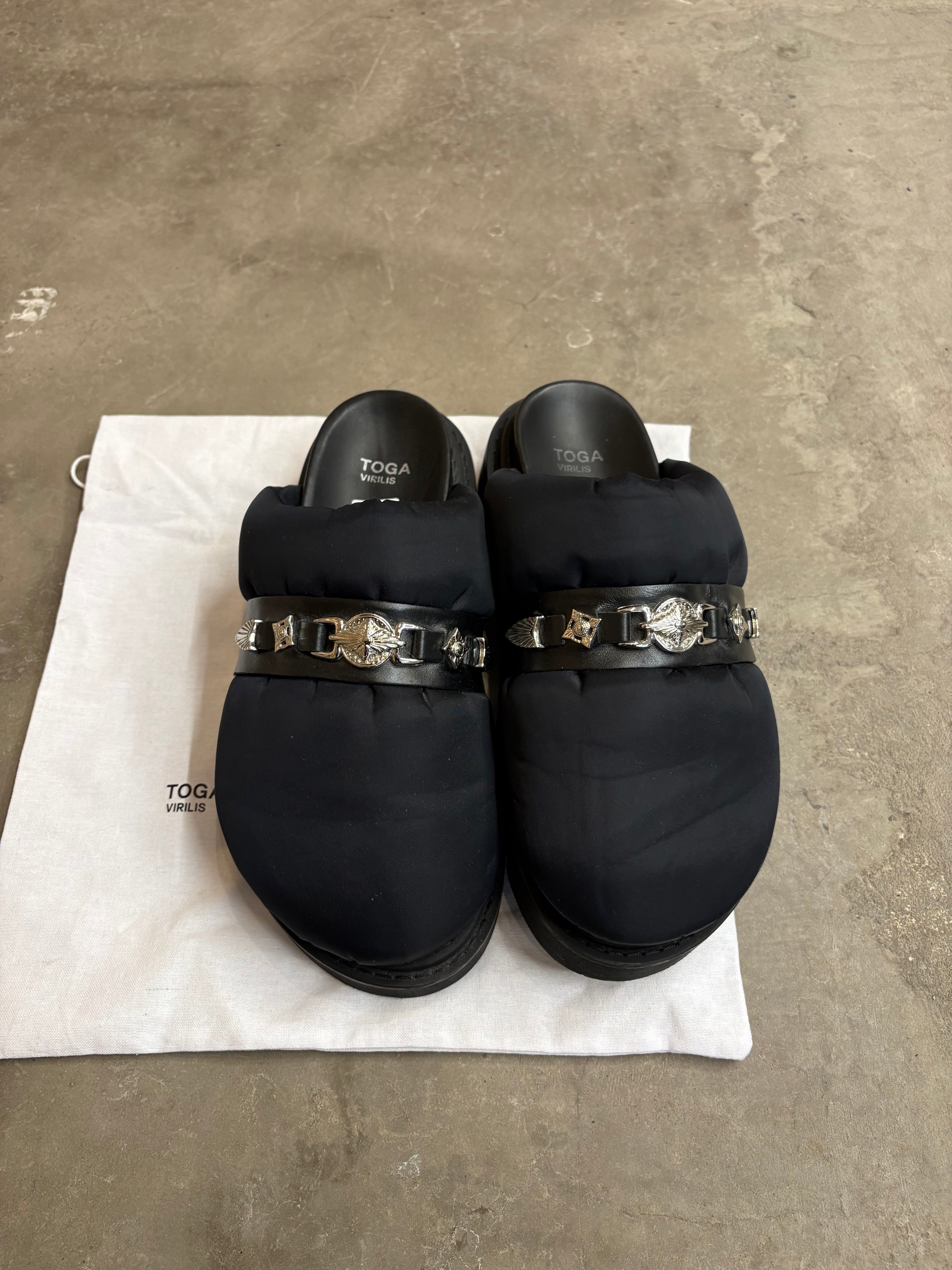 Toga Virilis puffer mules - fit 9.5/10