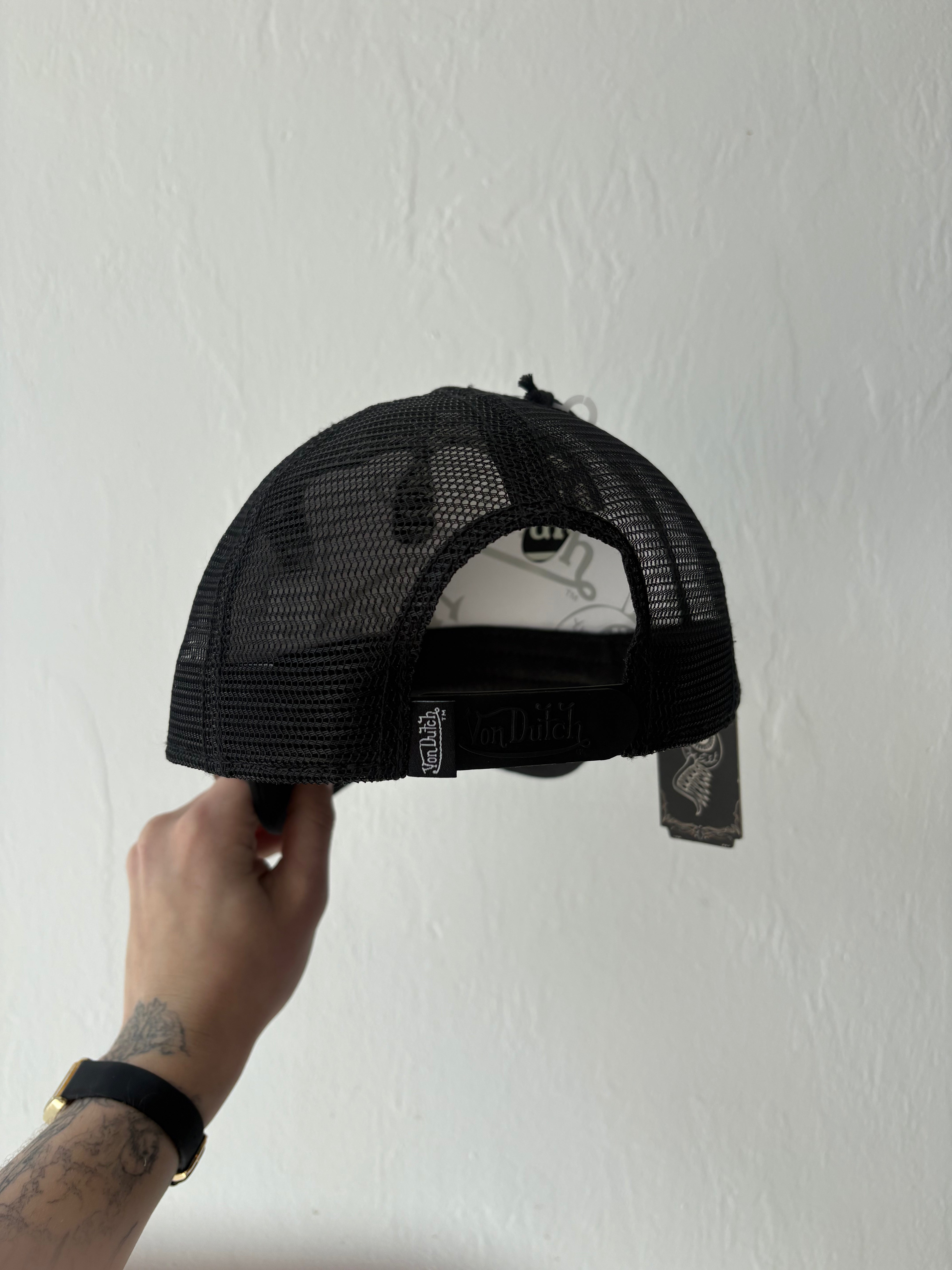 New Von Dutch stars trucker cap